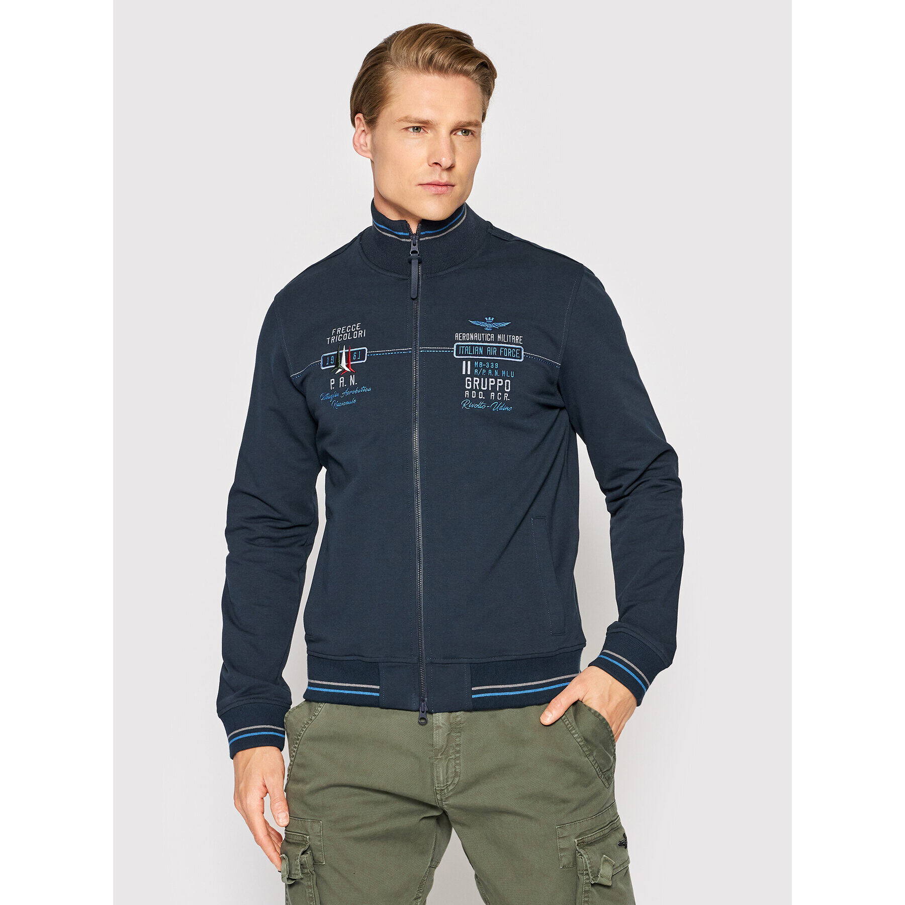 Aeronautica Militare Mikina 221FE1677F419 Tmavomodrá Regular Fit - Pepit.cz