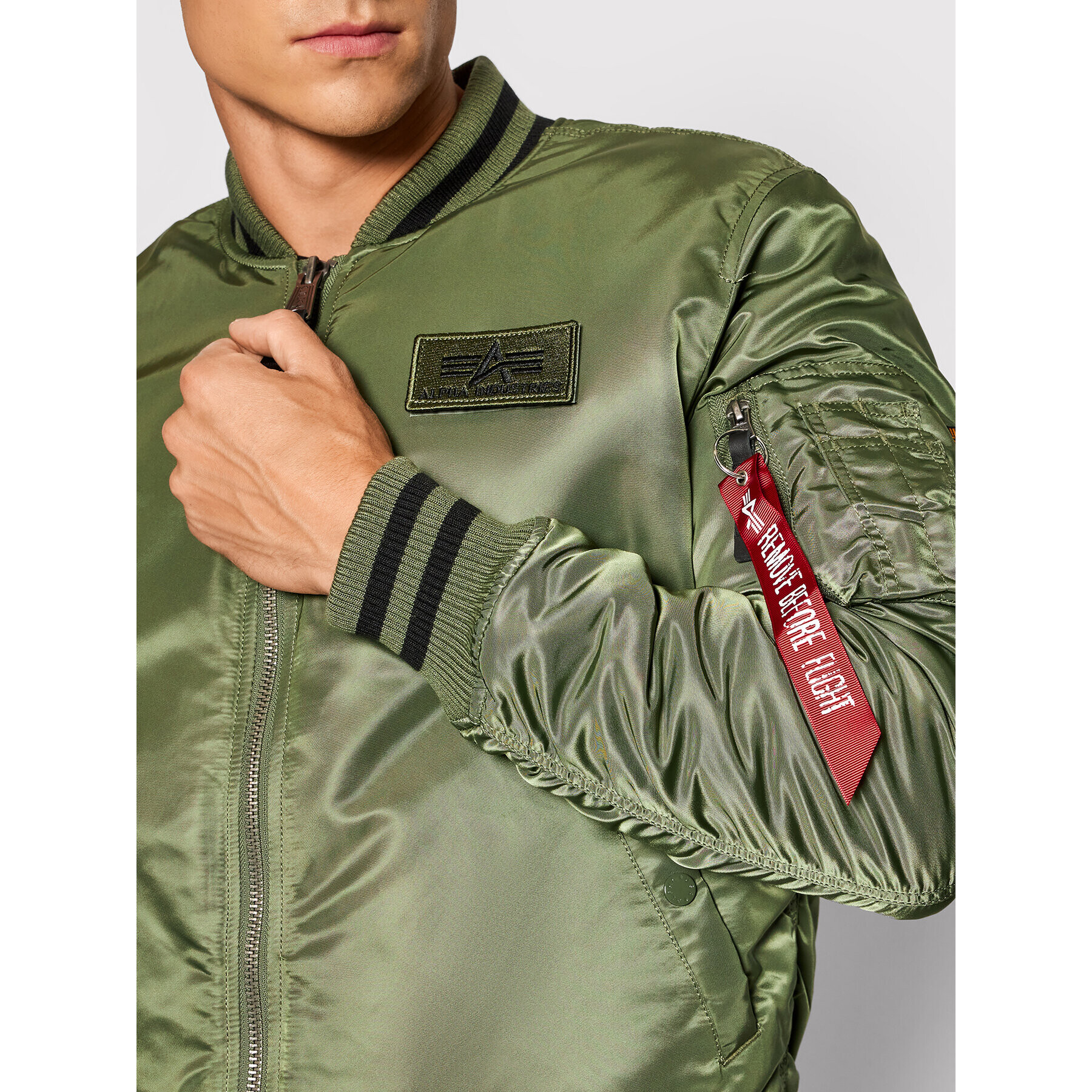 Alpha Industries Bunda bomber College 118112 Zelená Regular Fit - Pepit.cz