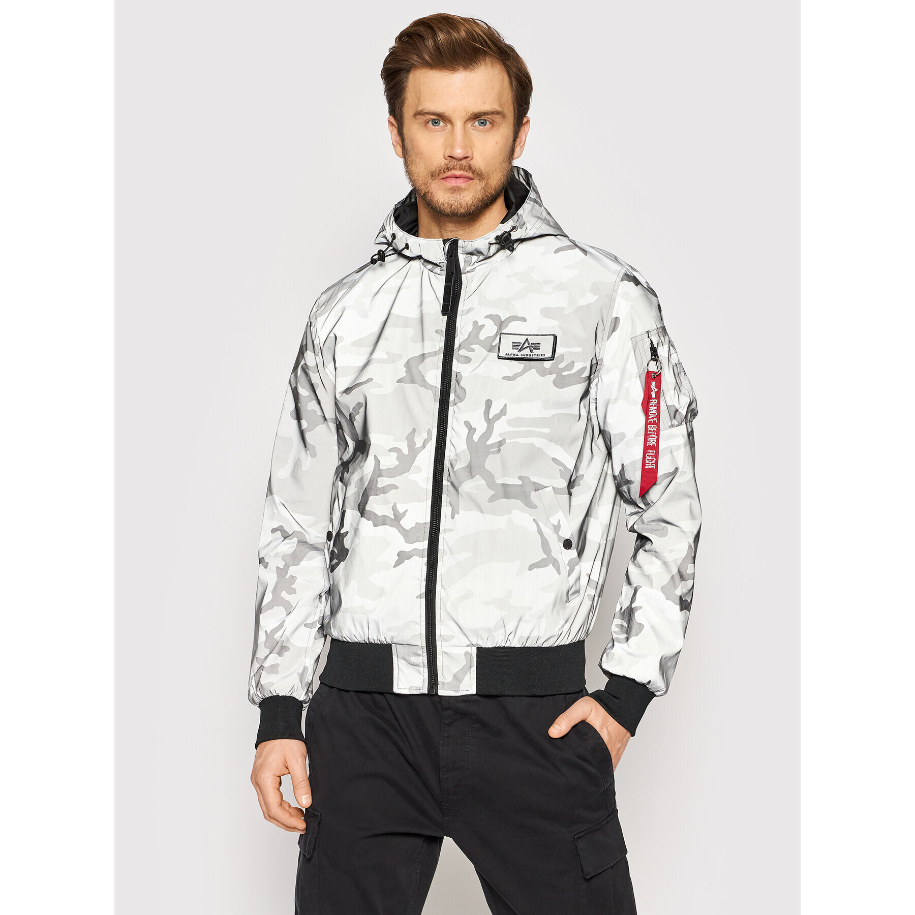 Alpha Industries Bunda pro přechodné období Camo 126138RC Šedá Regular Fit - Pepit.cz