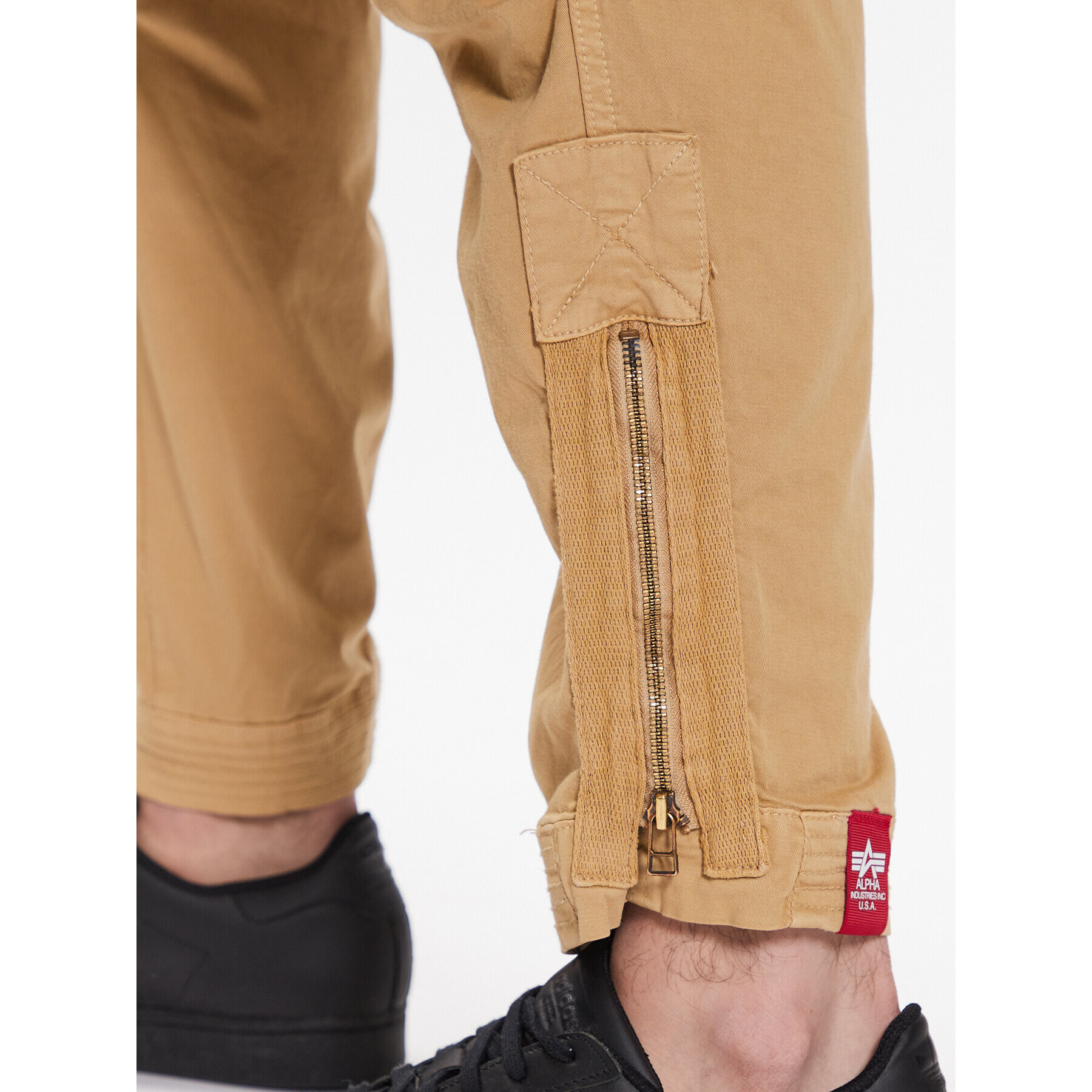 Alpha Industries Kalhoty z materiálu Task Force 106203 Béžová Tapered Fit - Pepit.cz