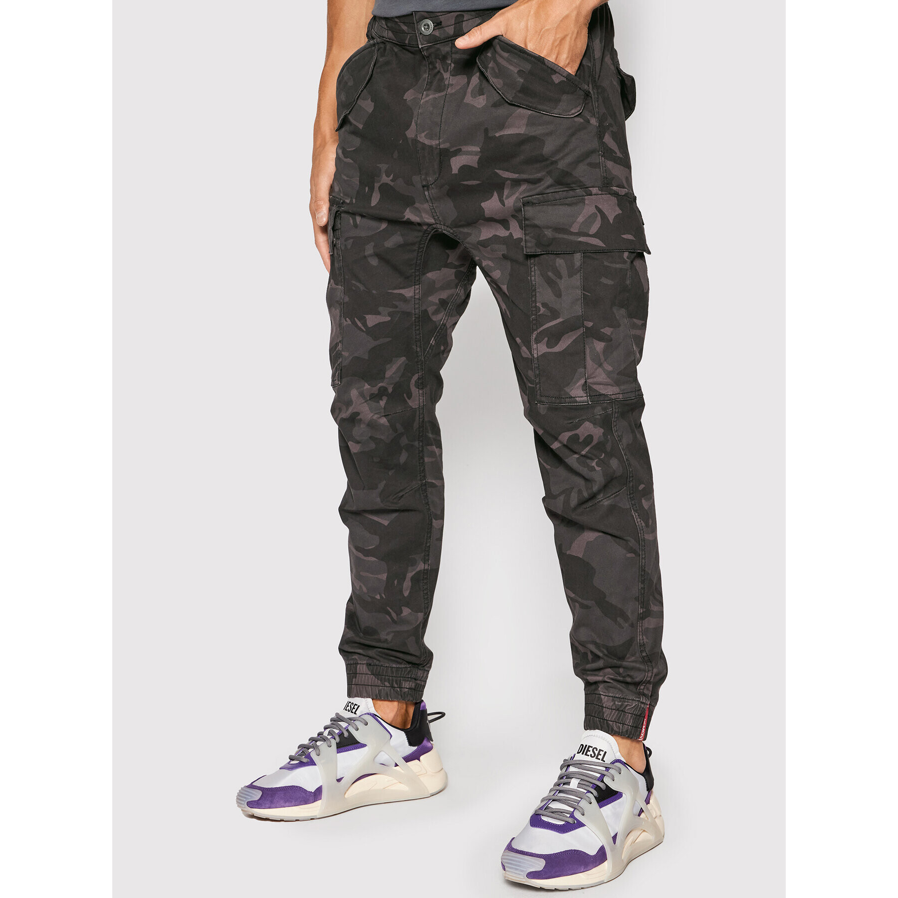 Alpha Industries Joggers kalhoty Airman 188201C Šedá Tapered Fit - Pepit.cz