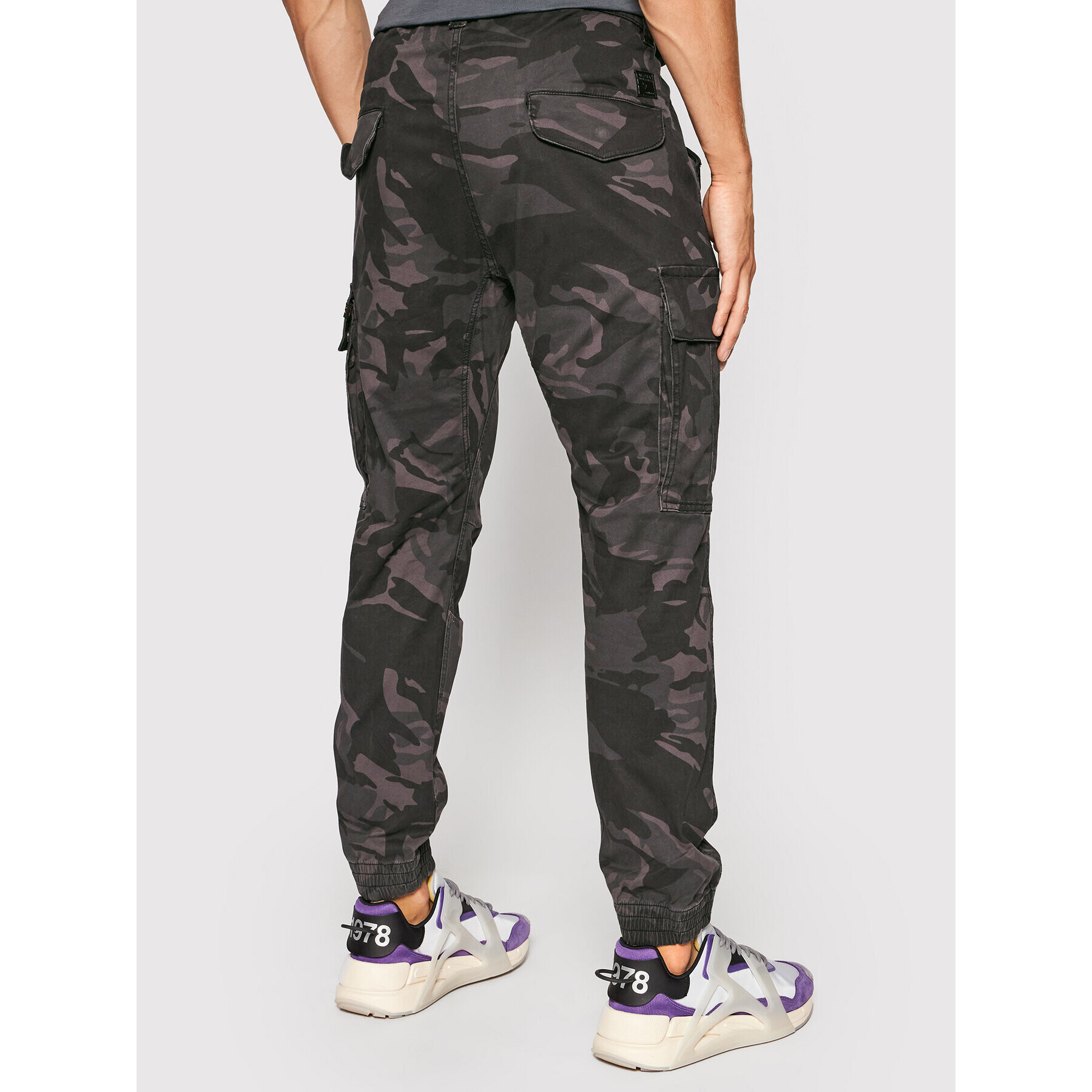 Alpha Industries Joggers kalhoty Airman 188201C Šedá Tapered Fit - Pepit.cz