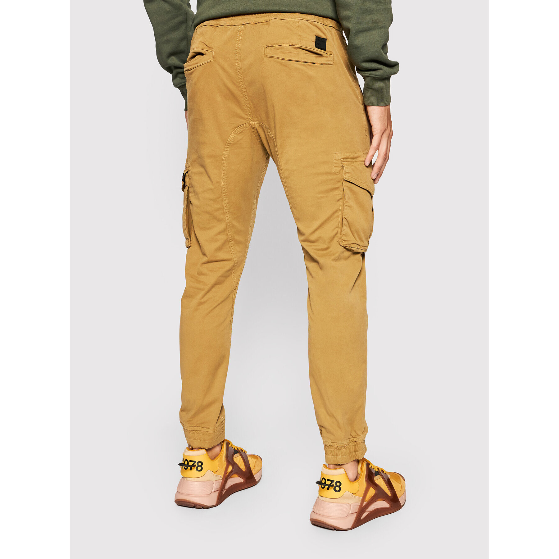 Alpha Industries Joggers kalhoty Twill 116202 Hnědá Regular Fit - Pepit.cz