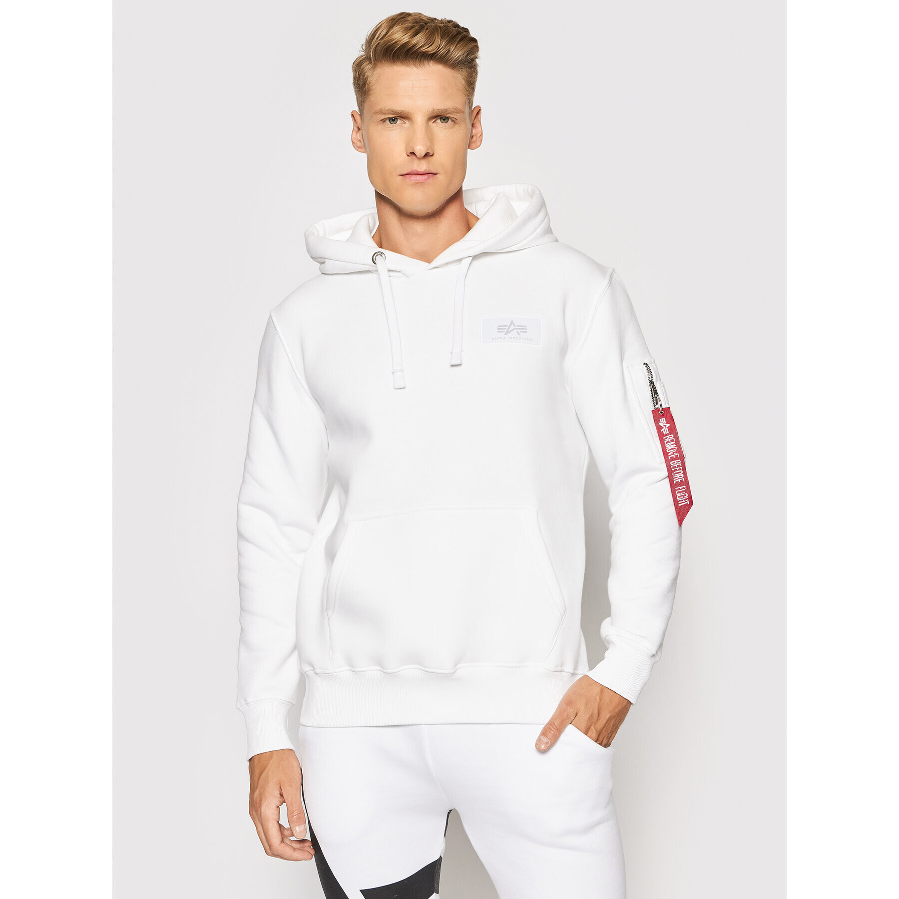 Alpha Industries Mikina Back Print 178318 Bílá Regular Fit - Pepit.cz