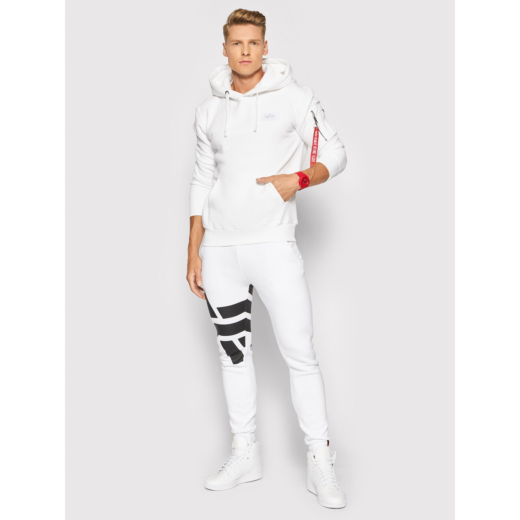 Alpha Industries Mikina Back Print 178318 Bílá Regular Fit - Pepit.cz