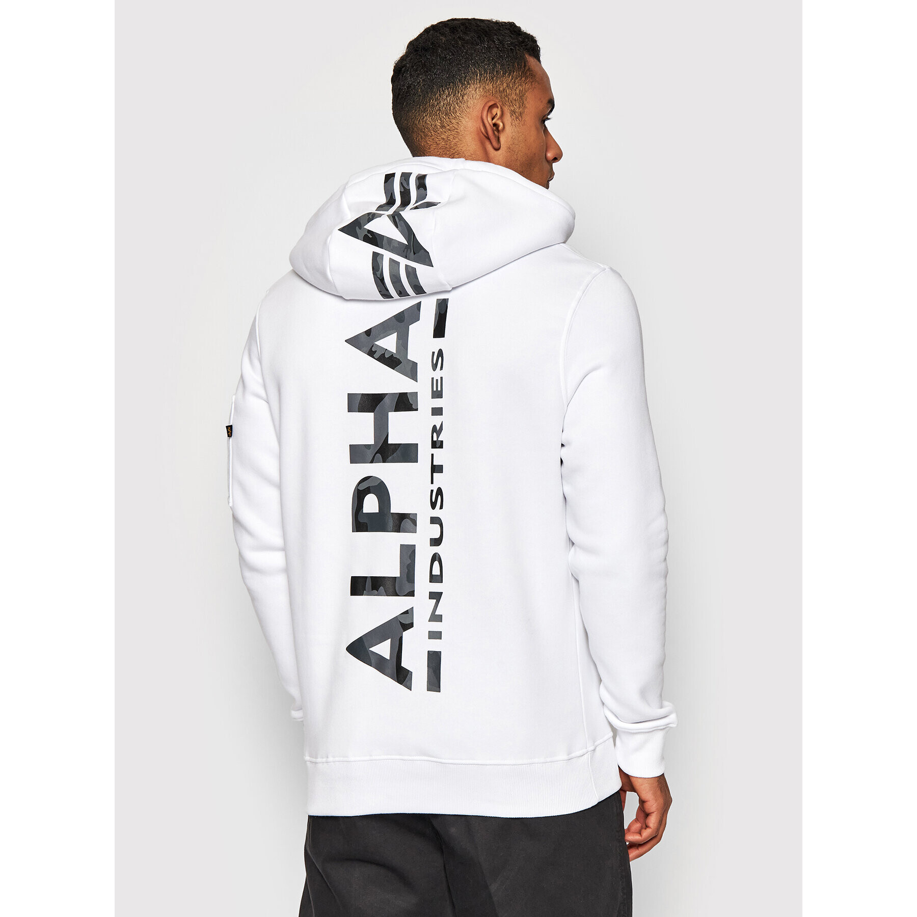 Alpha Industries Mikina Back Print Como Print 178318CP Bílá Regular Fit - Pepit.cz