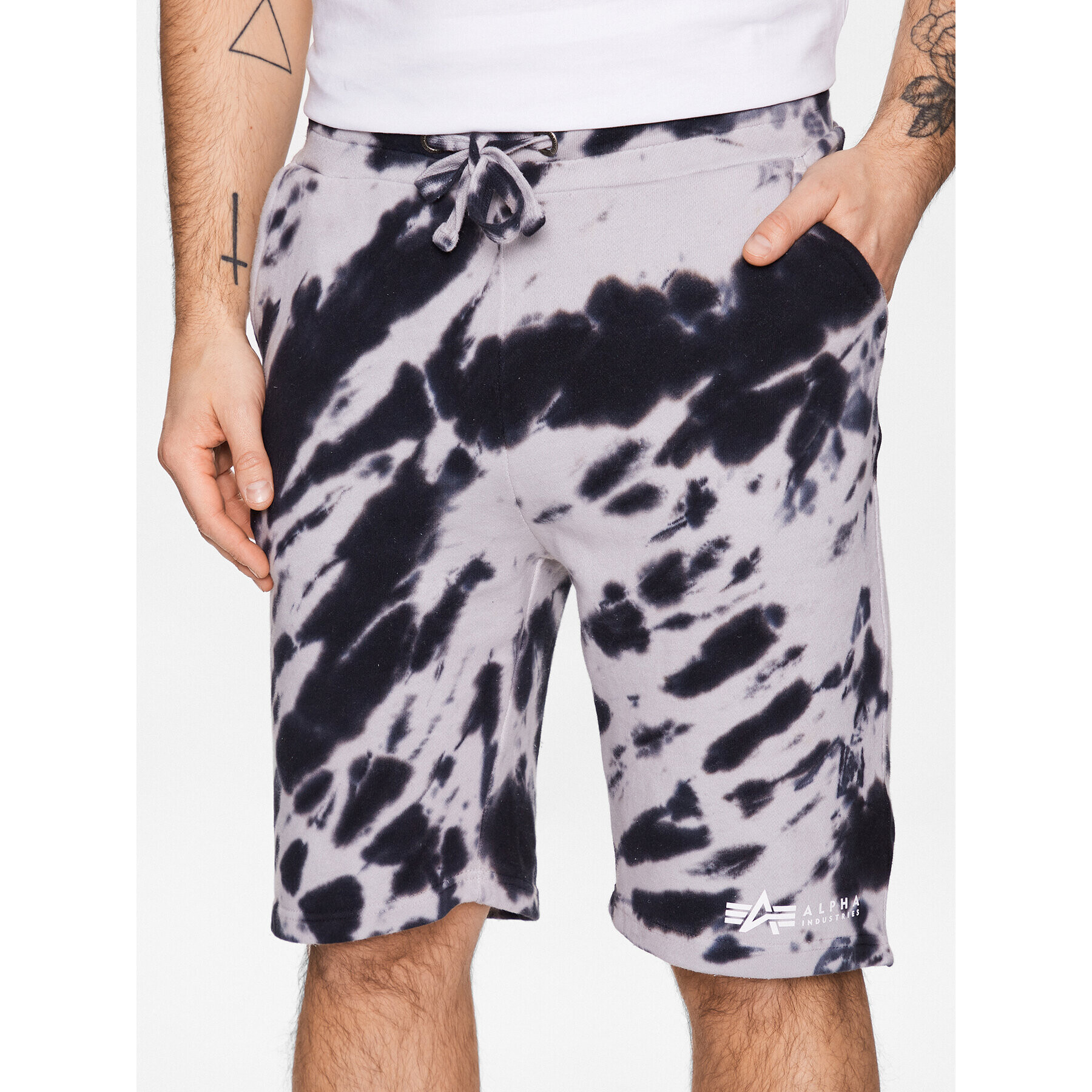 Alpha Industries Sportovní kraťasy Tie Dye 106361 Černá Regular Fit - Pepit.cz