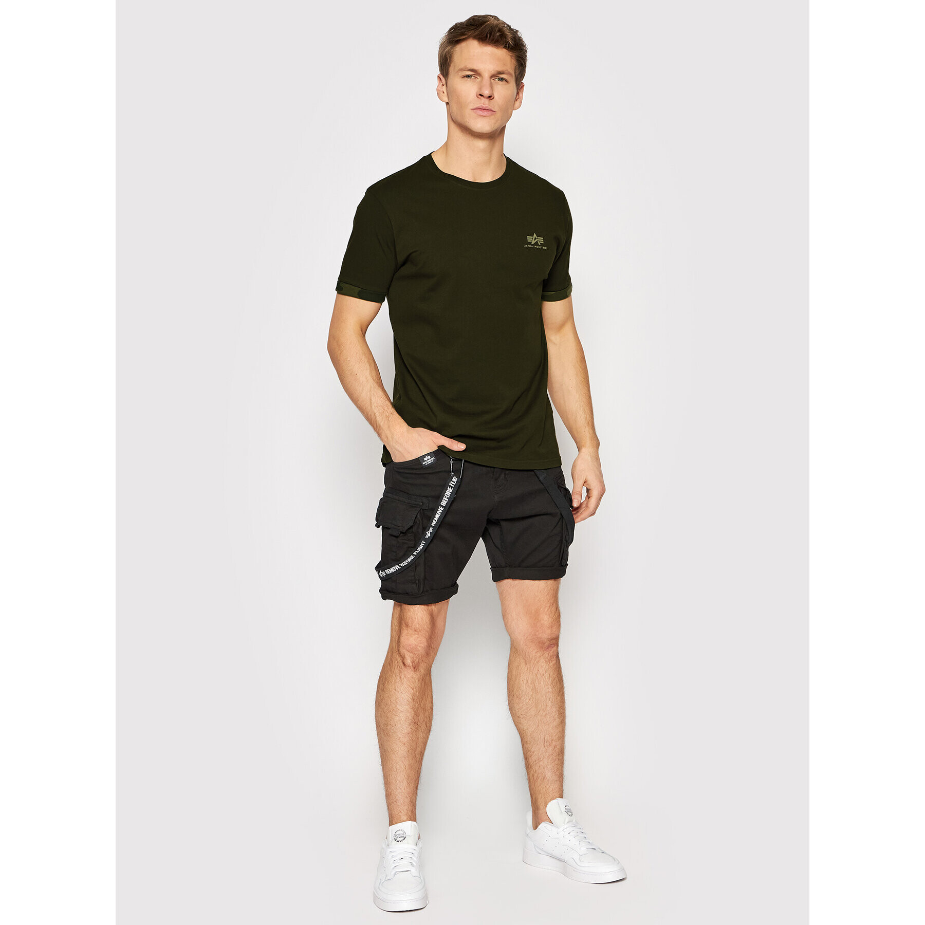 Alpha Industries Šortky z materiálu Utility 116213 Černá Regular Fit - Pepit.cz