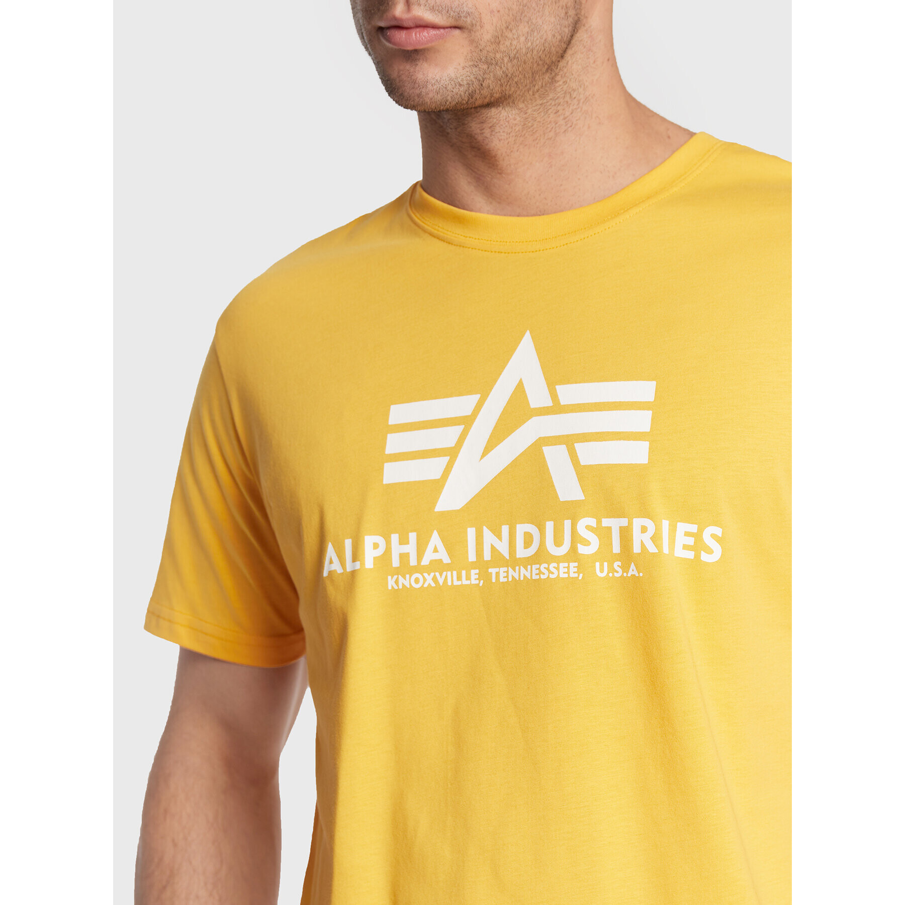 Alpha Industries T-Shirt Basic 100501 Žlutá Regular Fit - Pepit.cz