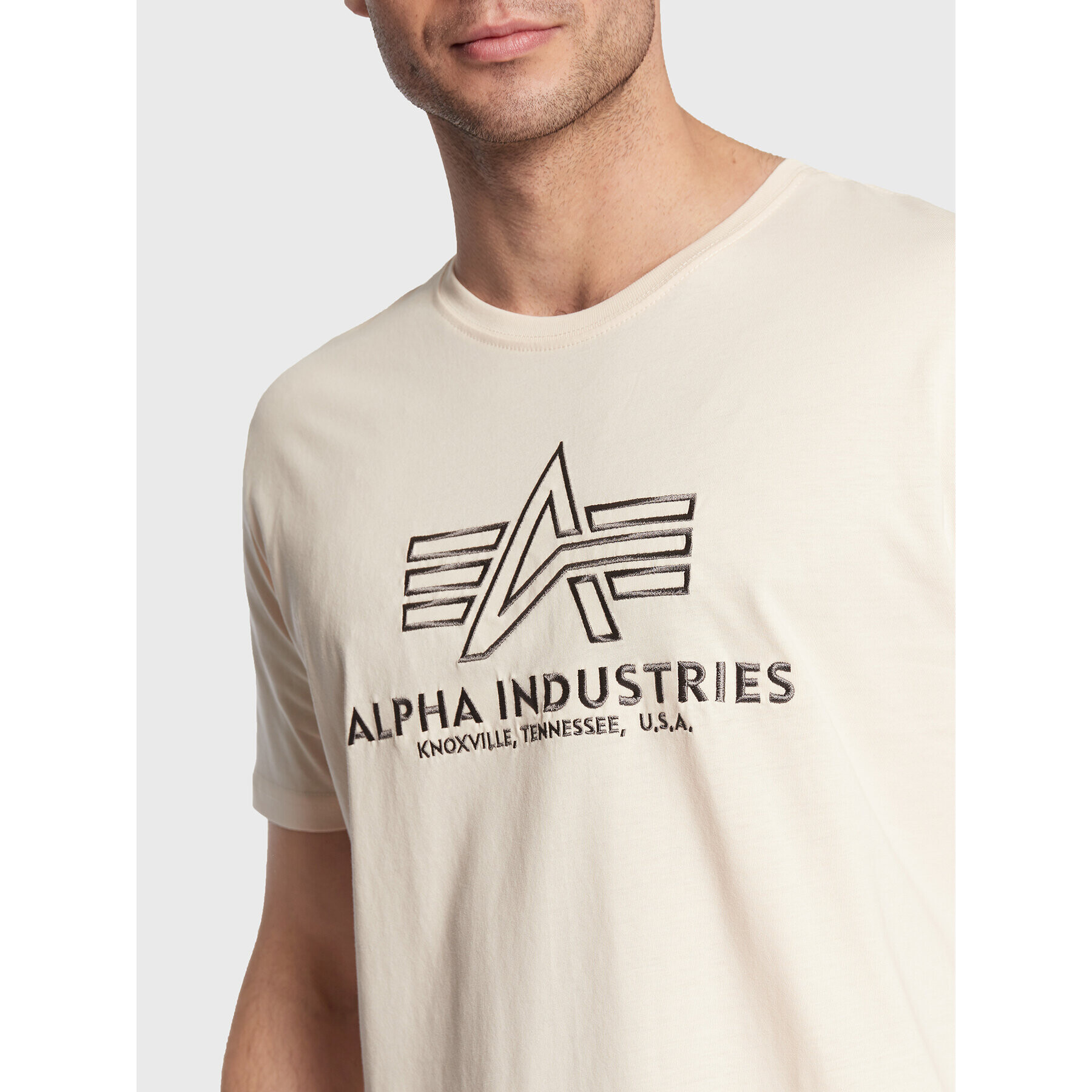 Alpha Industries T-Shirt Basic 118505 Béžová Regular Fit - Pepit.cz