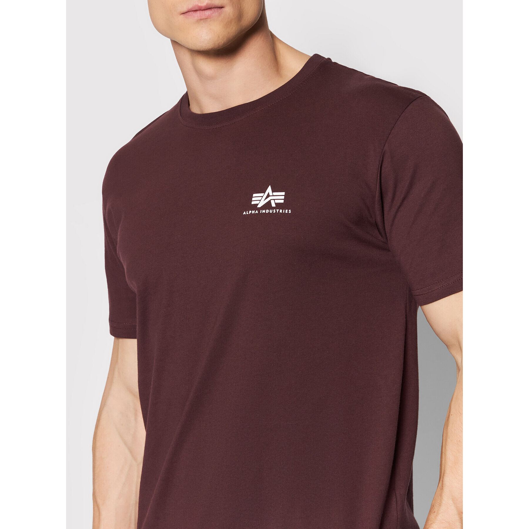 Alpha Industries T-Shirt Basic Small Logo 188505 Bordó Regular Fit - Pepit.cz