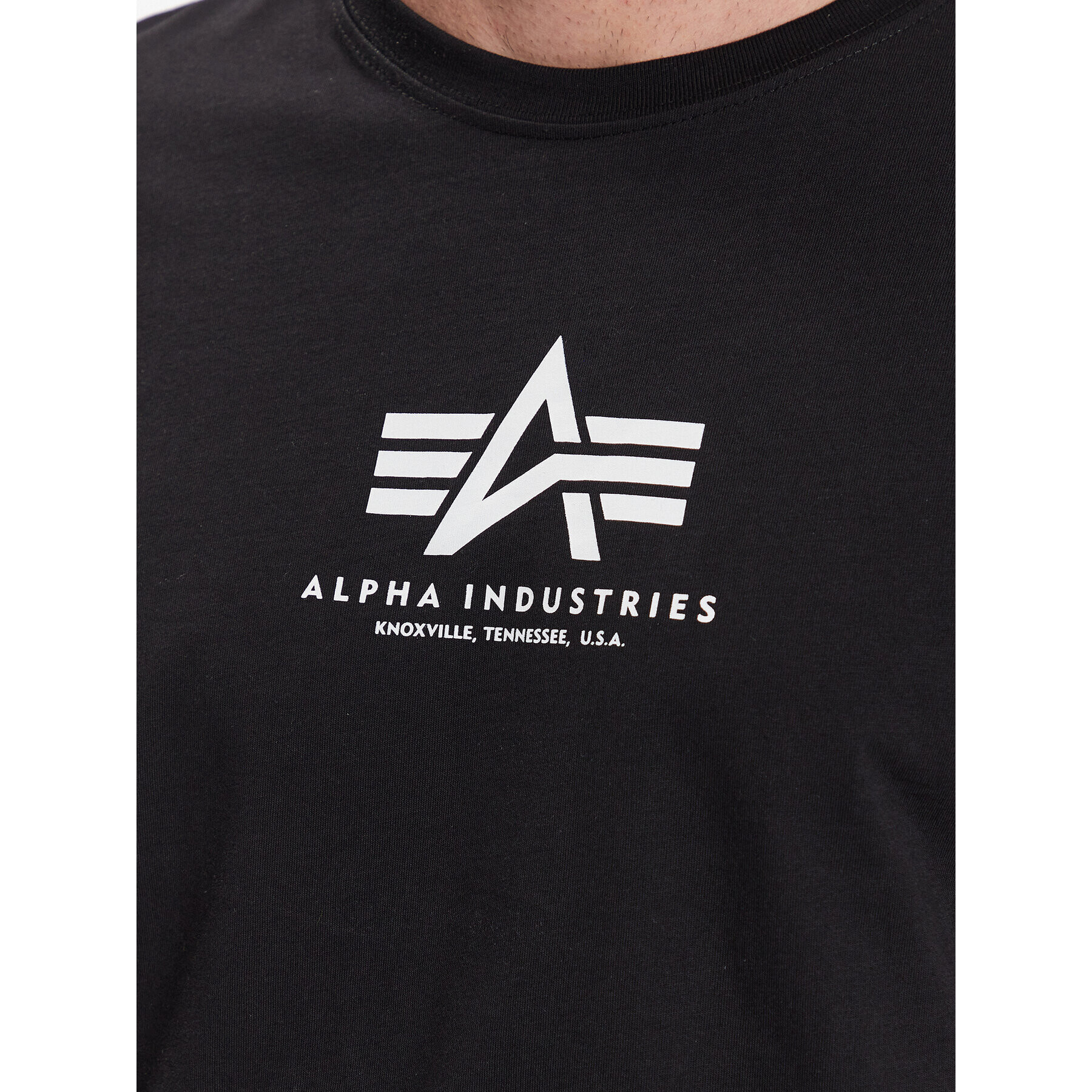 Alpha Industries T-Shirt Basic 118533 Černá Regular Fit - Pepit.cz