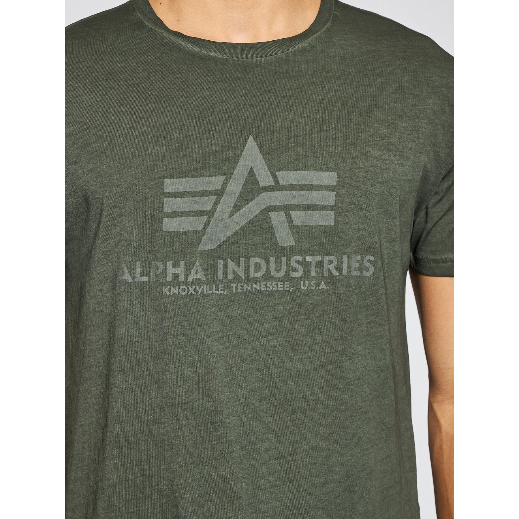 Alpha Industries T-Shirt Basic T Oildye 116515 Zelená Regular Fit - Pepit.cz