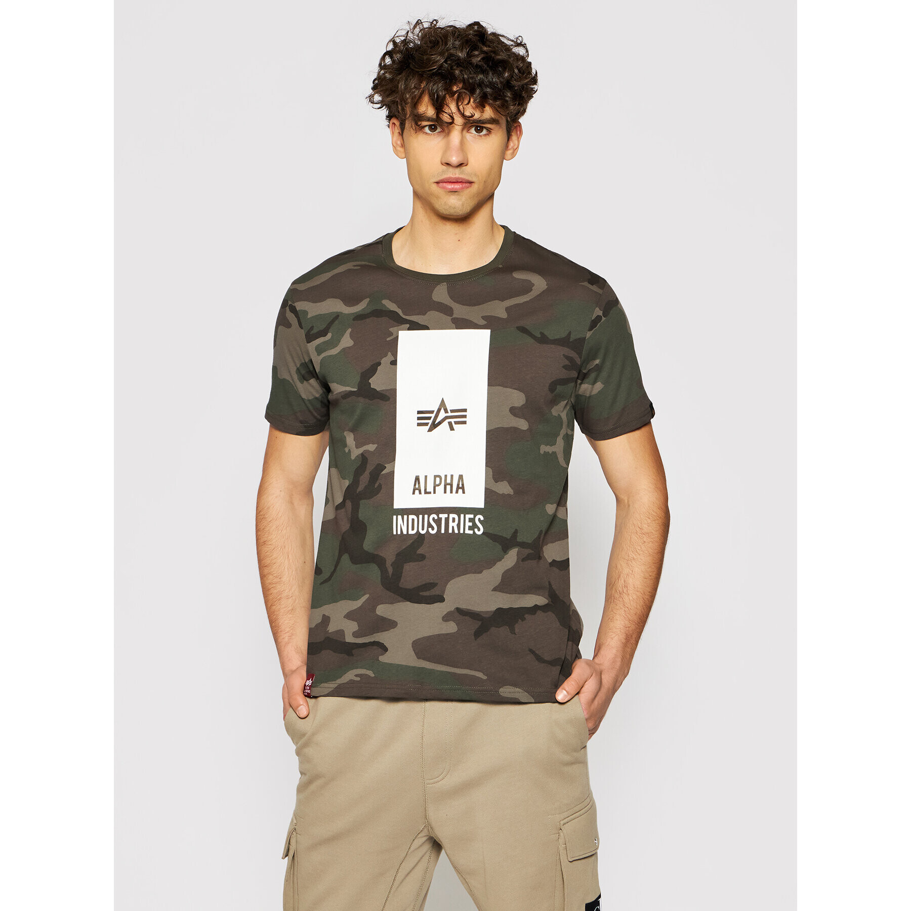 Alpha Industries T-Shirt Logo 126547C Zelená Regular Fit - Pepit.cz