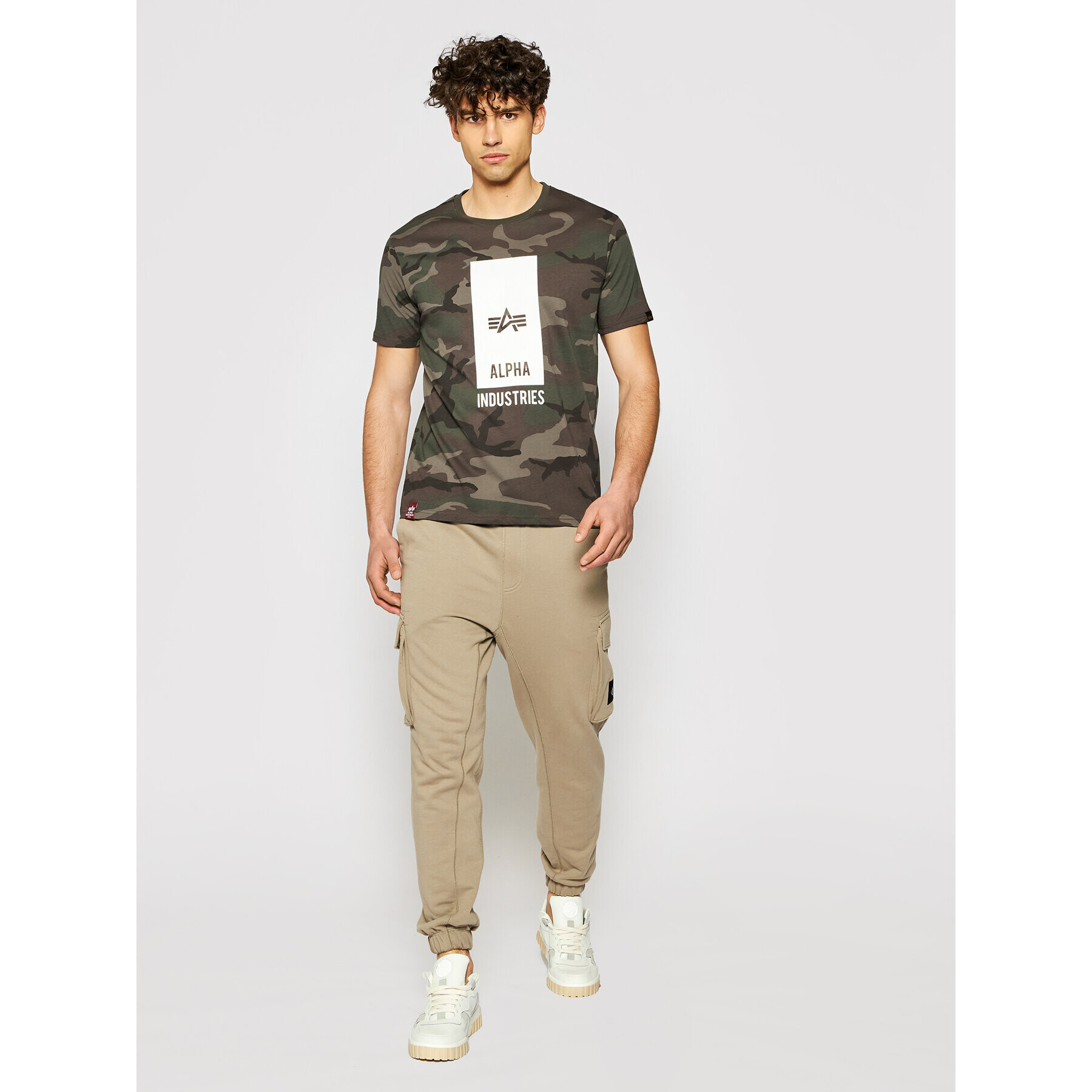 Alpha Industries T-Shirt Logo 126547C Zelená Regular Fit - Pepit.cz