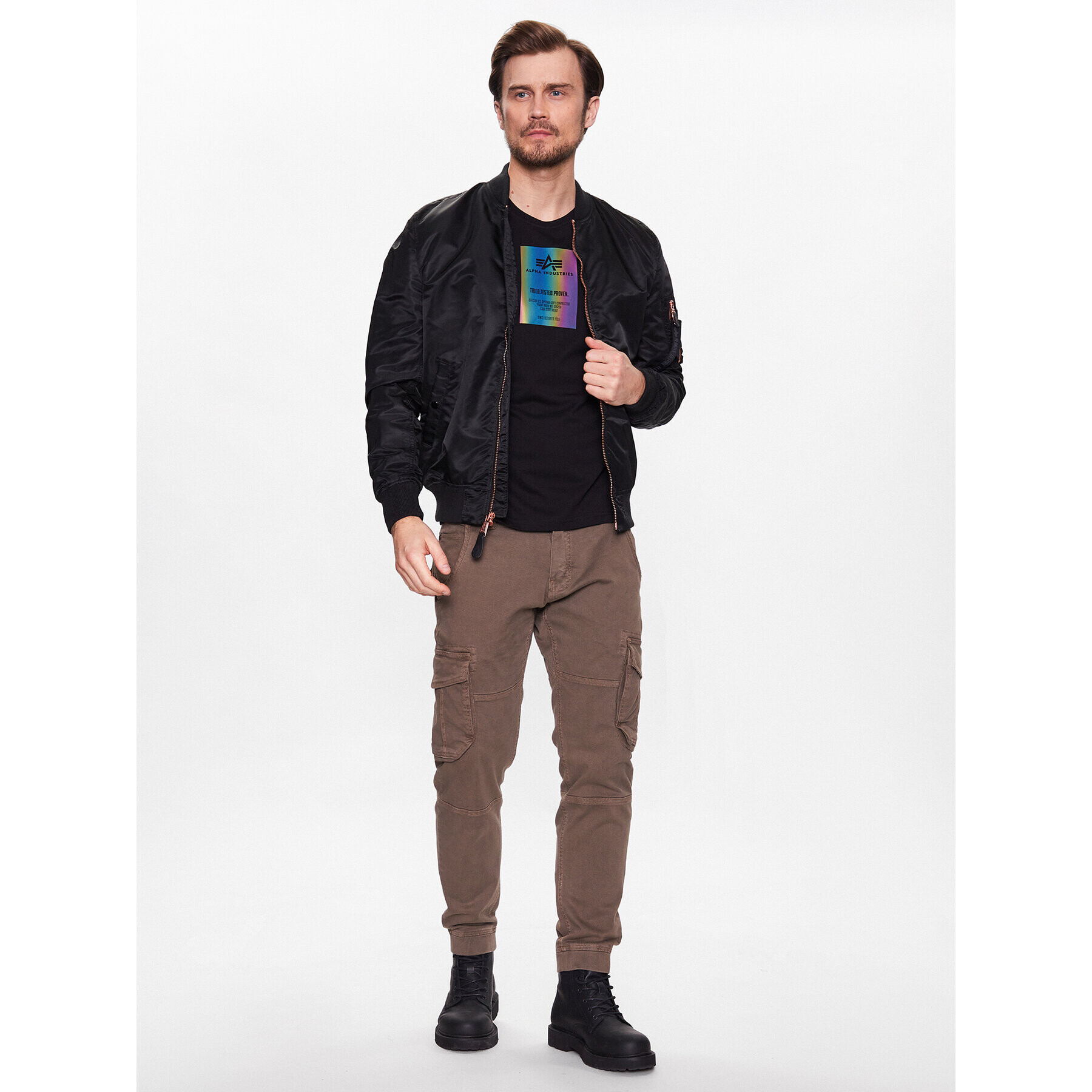 Alpha Industries T-Shirt Rainbow Reflective Label T 126501RR Černá Regular Fit - Pepit.cz