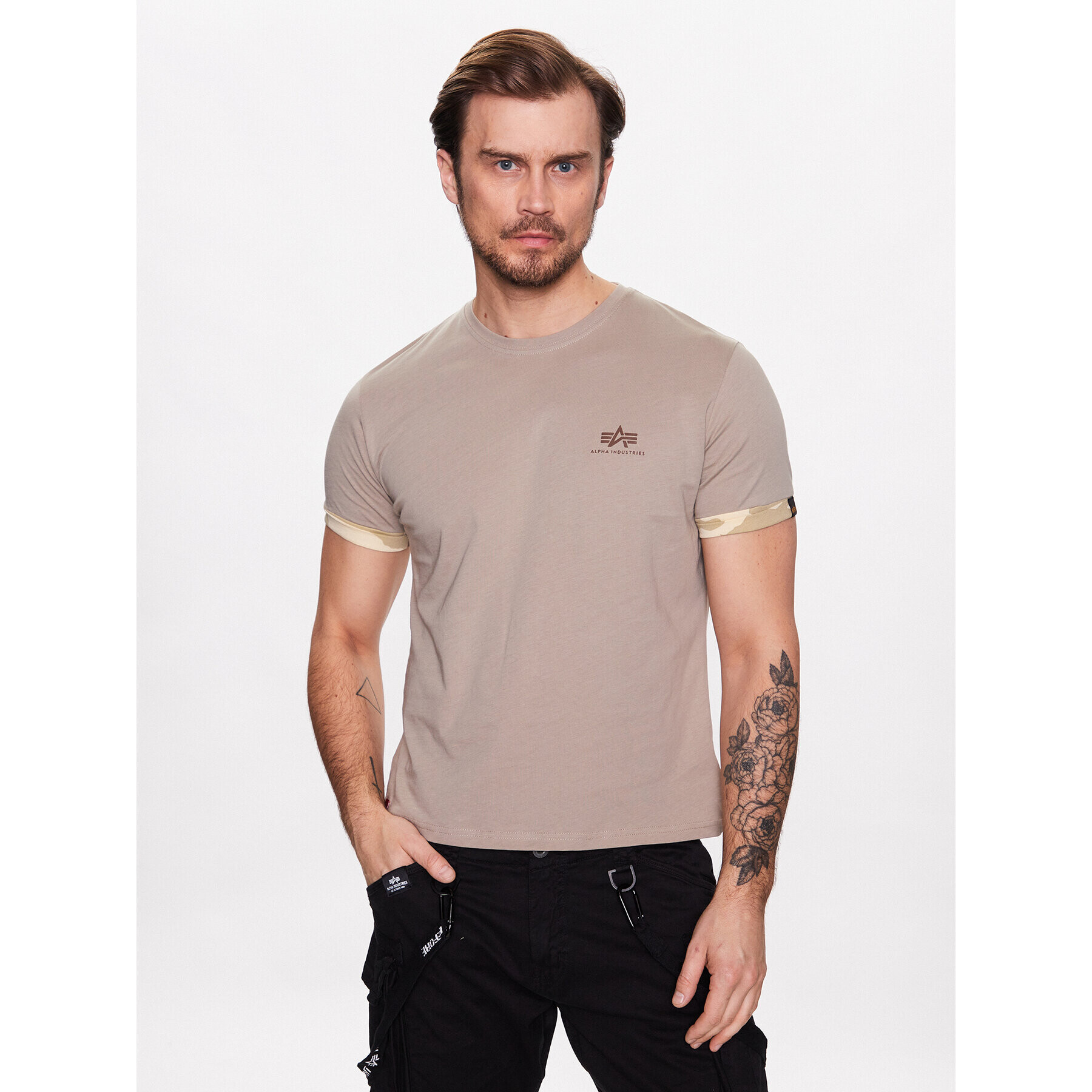 Alpha Industries T-Shirt Roll-Up 106509 Hnědá Regular Fit - Pepit.cz