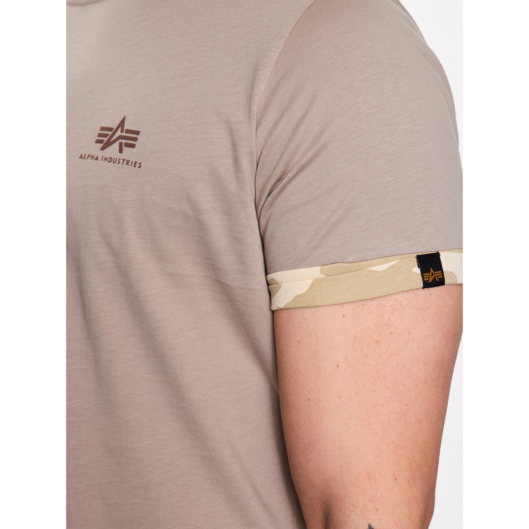 Alpha Industries T-Shirt Roll-Up 106509 Hnědá Regular Fit - Pepit.cz