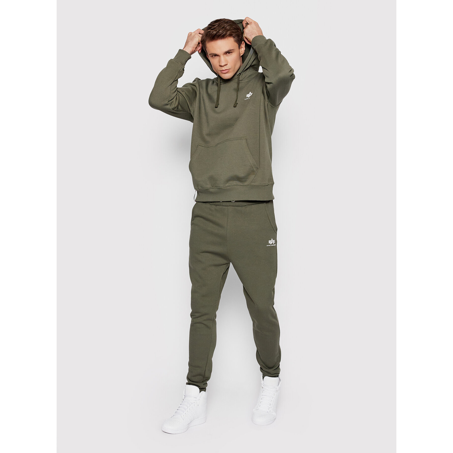 Alpha Industries Teplákové kalhoty Basic 116370 Zelená Regular Fit - Pepit.cz