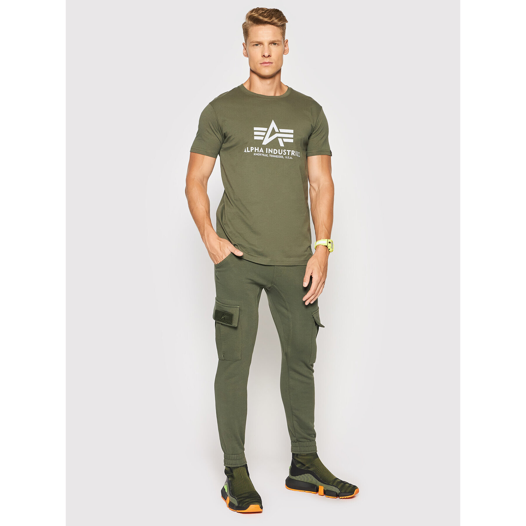 Alpha Industries Teplákové kalhoty Terry Jogger 116204 Zelená Regular Fit - Pepit.cz