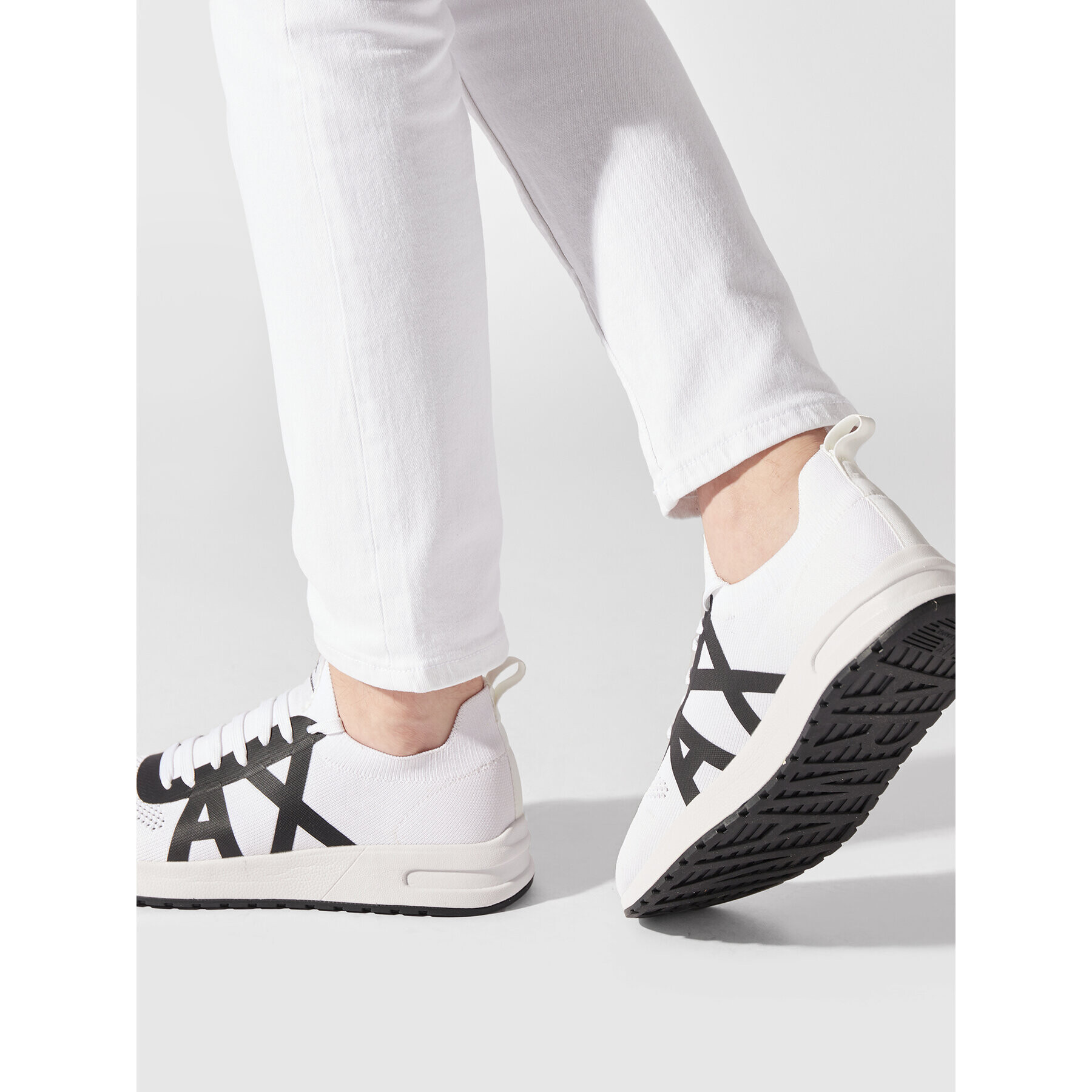 Armani Exchange Sneakersy XUX171 XV662 R326 Bílá - Pepit.cz