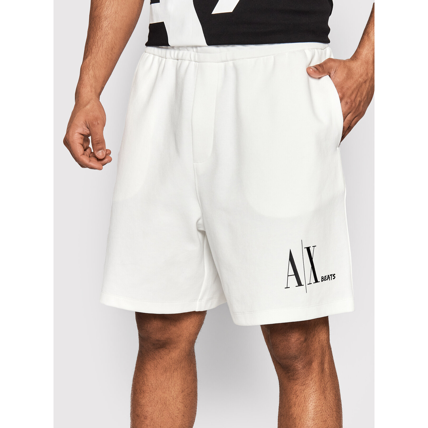 Armani Exchange Sportovní kraťasy 3LZSJE ZJYAZ 1100 Bílá Regular Fit - Pepit.cz