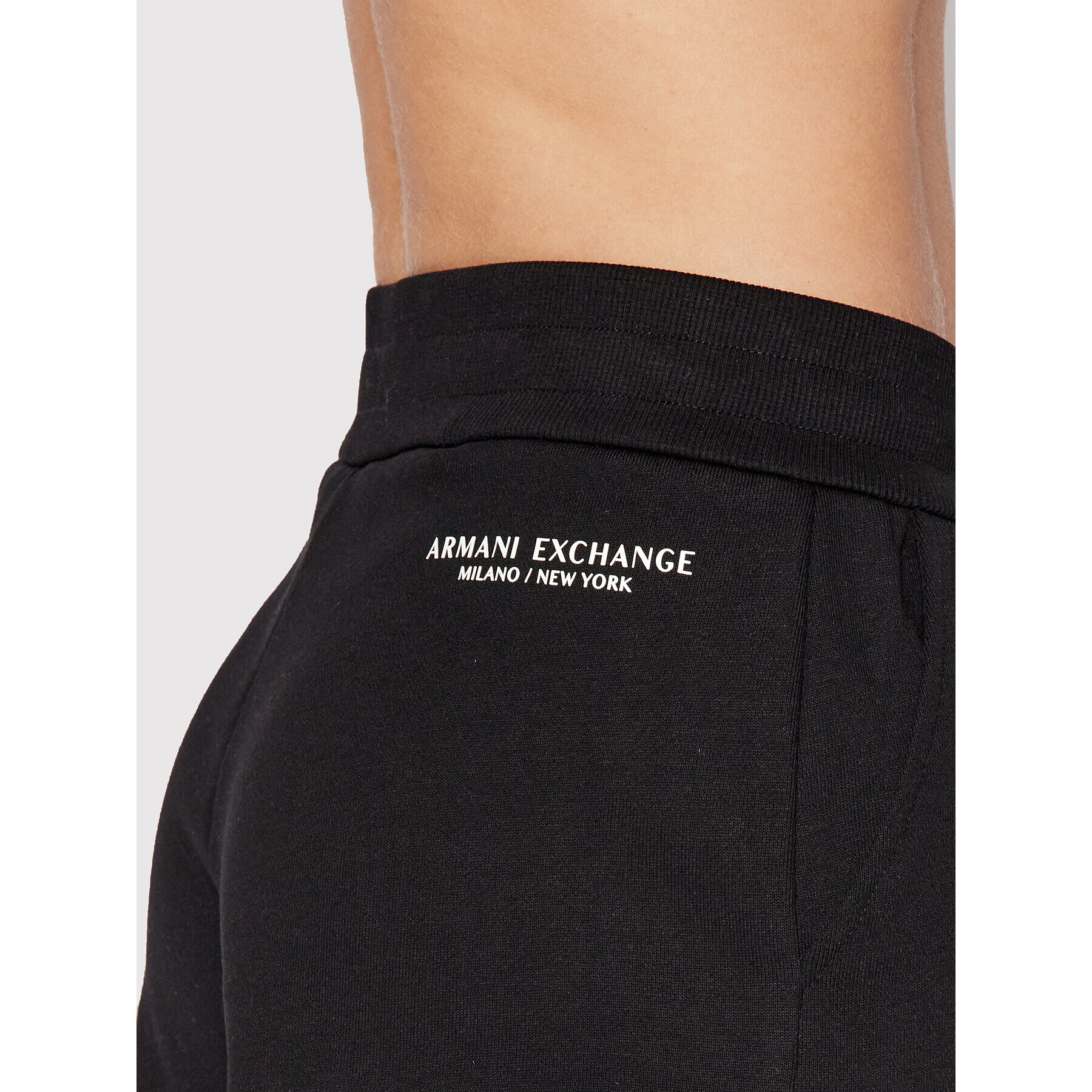 Armani Exchange Sportovní kraťasy 8NYSBA YJE5Z 1200 Černá Regular Fit - Pepit.cz