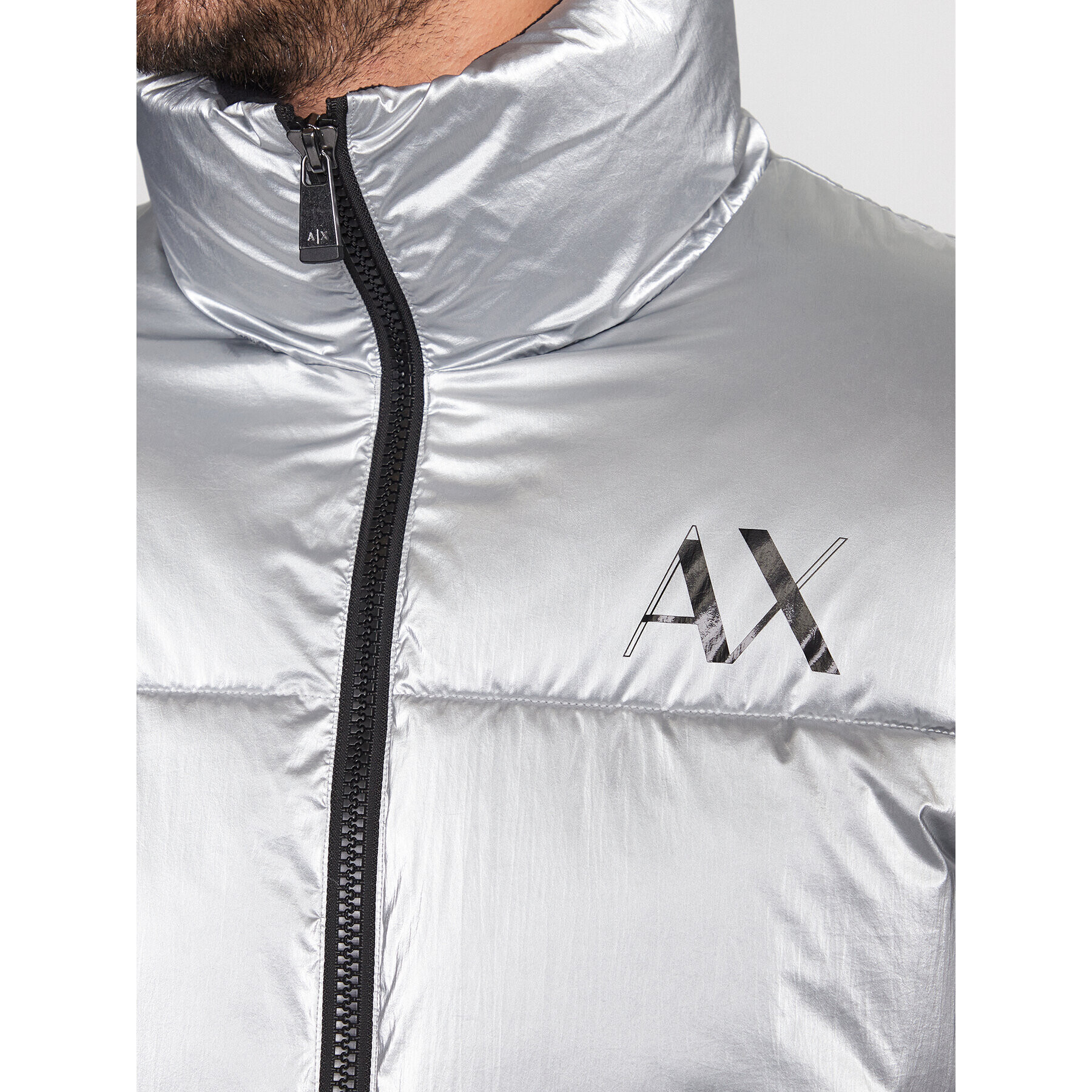 Armani Exchange Vatovaná bunda 6RZB45 ZNPTZ 1987 Stříbrná Regular Fit - Pepit.cz