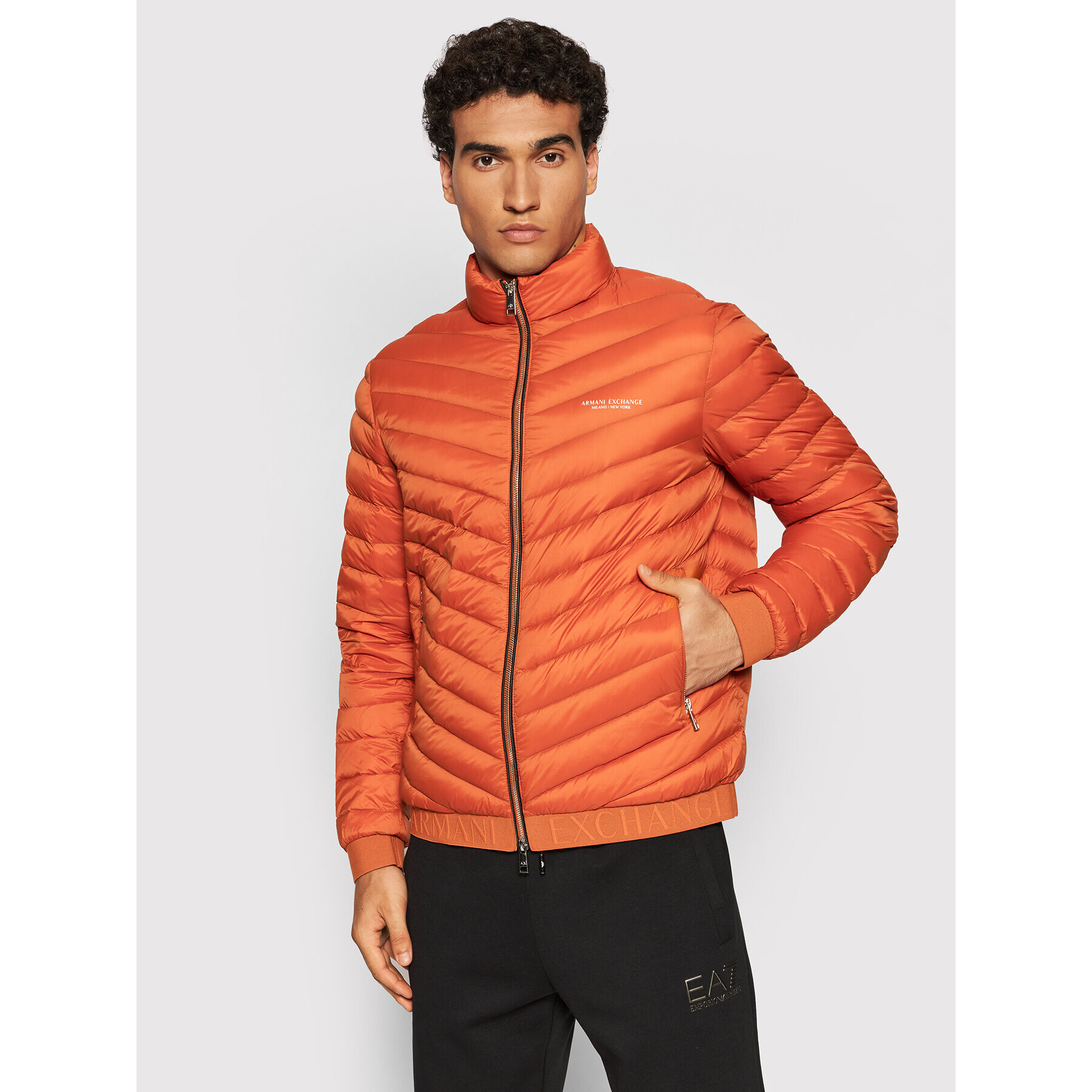 Armani Exchange Vatovaná bunda 8NZB52 ZNW3Z 8600 Oranžová Regular Fit - Pepit.cz