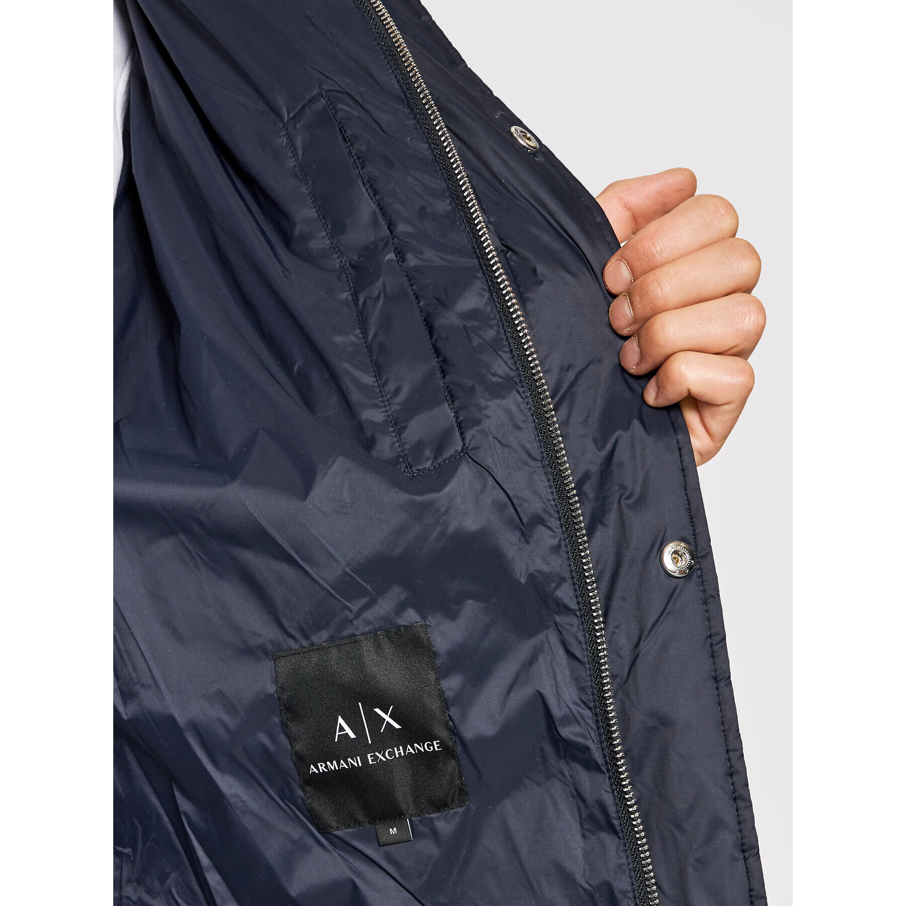 Armani Exchange Vatovaná bunda 8NZL20 ZNW3Z 1583 Tmavomodrá Regular Fit - Pepit.cz