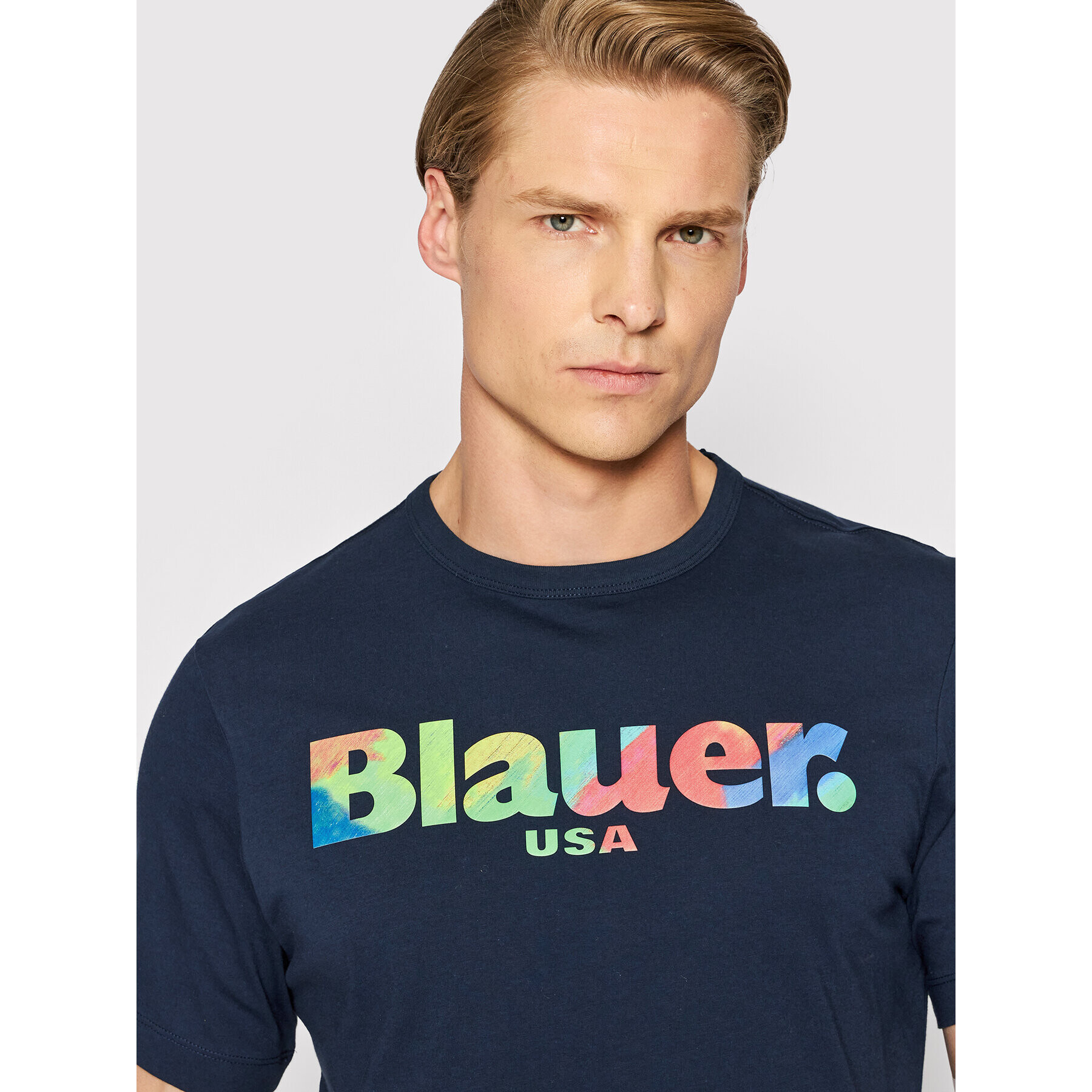 Blauer T-Shirt Arcobaleno BLUH02173 004547 Tmavomodrá Regular Fit - Pepit.cz