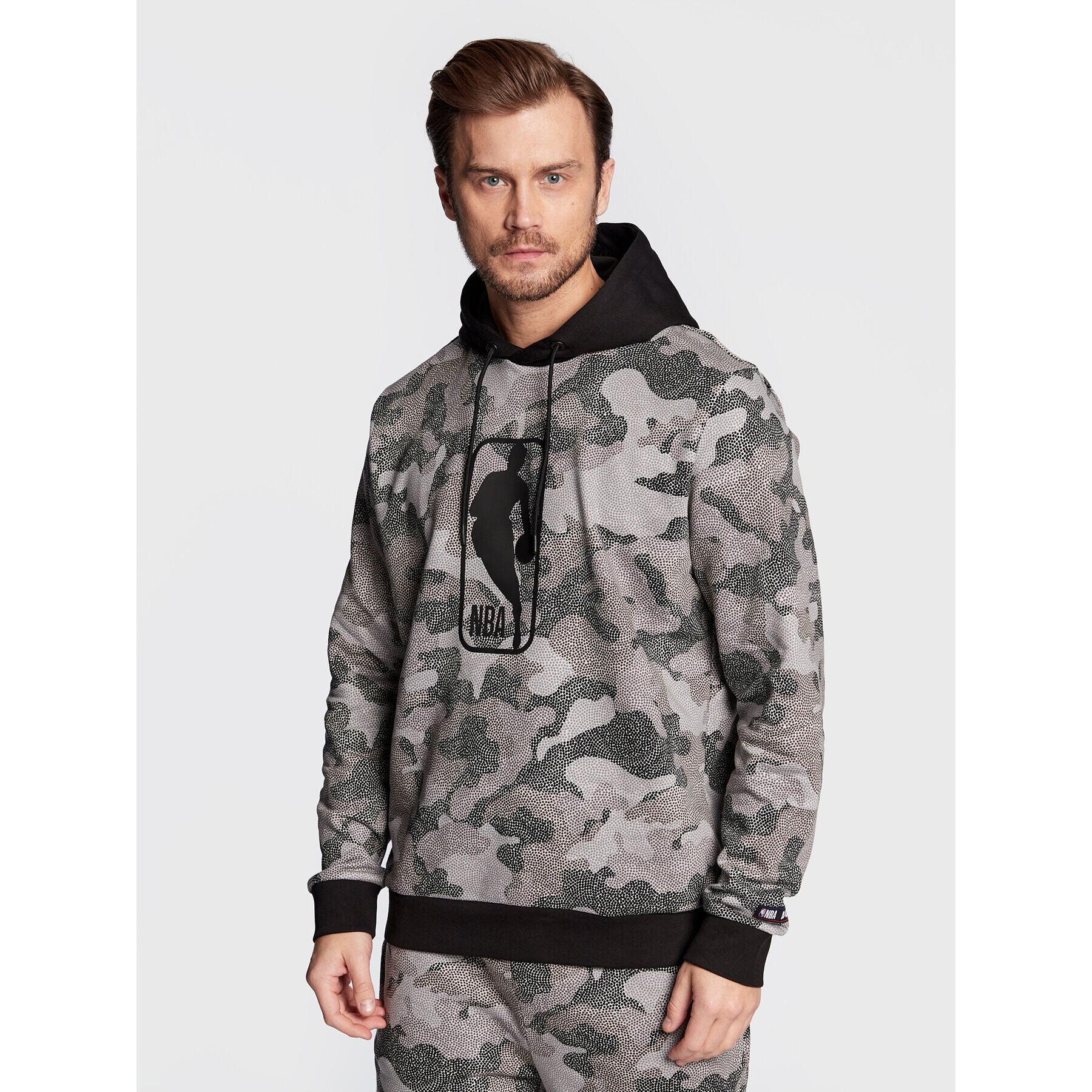 Boss Mikina NBA Camo 50477453 Šedá Regular Fit - Pepit.cz