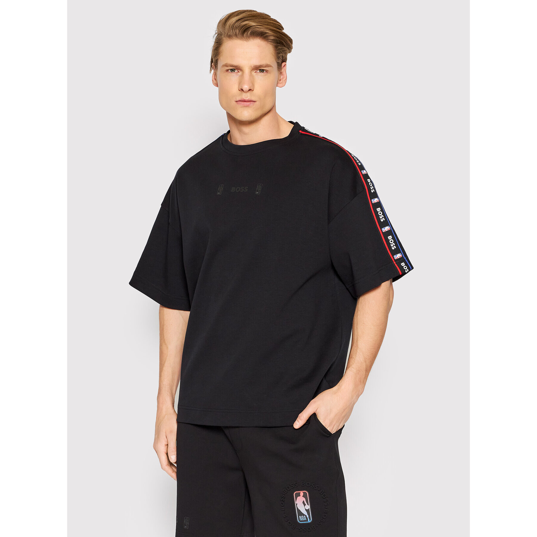 Boss Mikina NBA T_Court_2 50474504 Černá Relaxed Fit - Pepit.cz