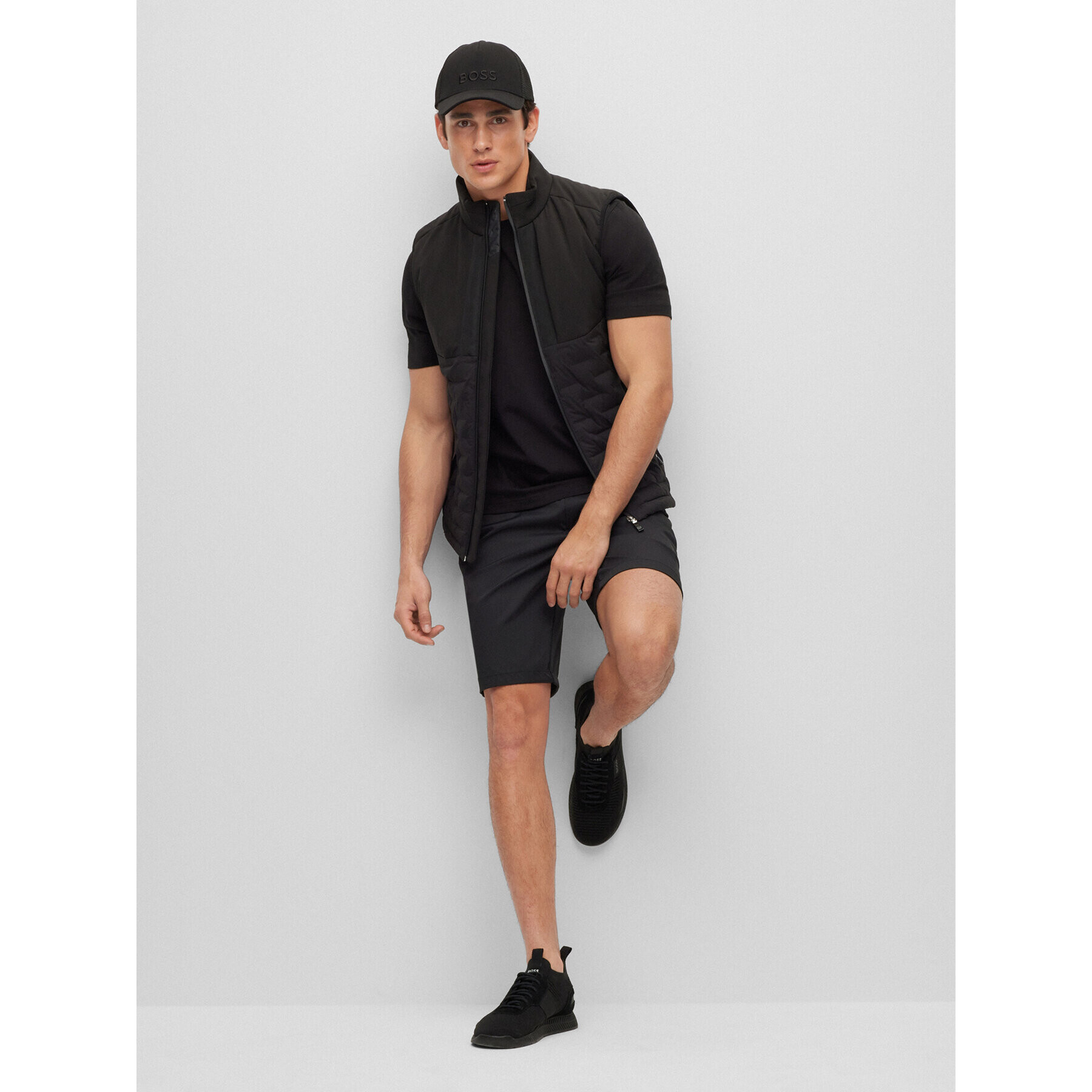 Boss Šortky z materiálu 50487535 Černá Slim Fit - Pepit.cz