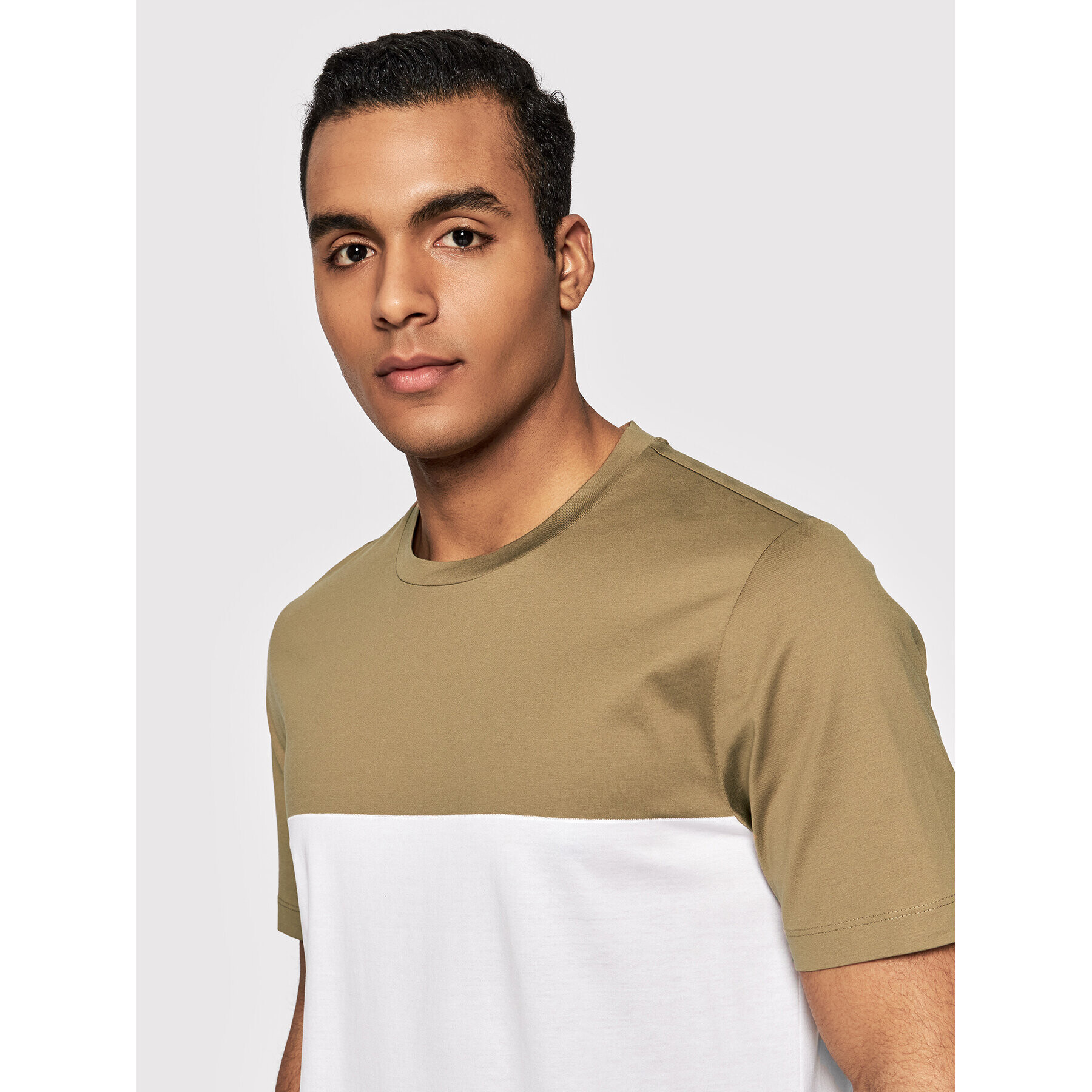 Boss T-Shirt Tiburt 283 50467090 Barevná Regular Fit - Pepit.cz