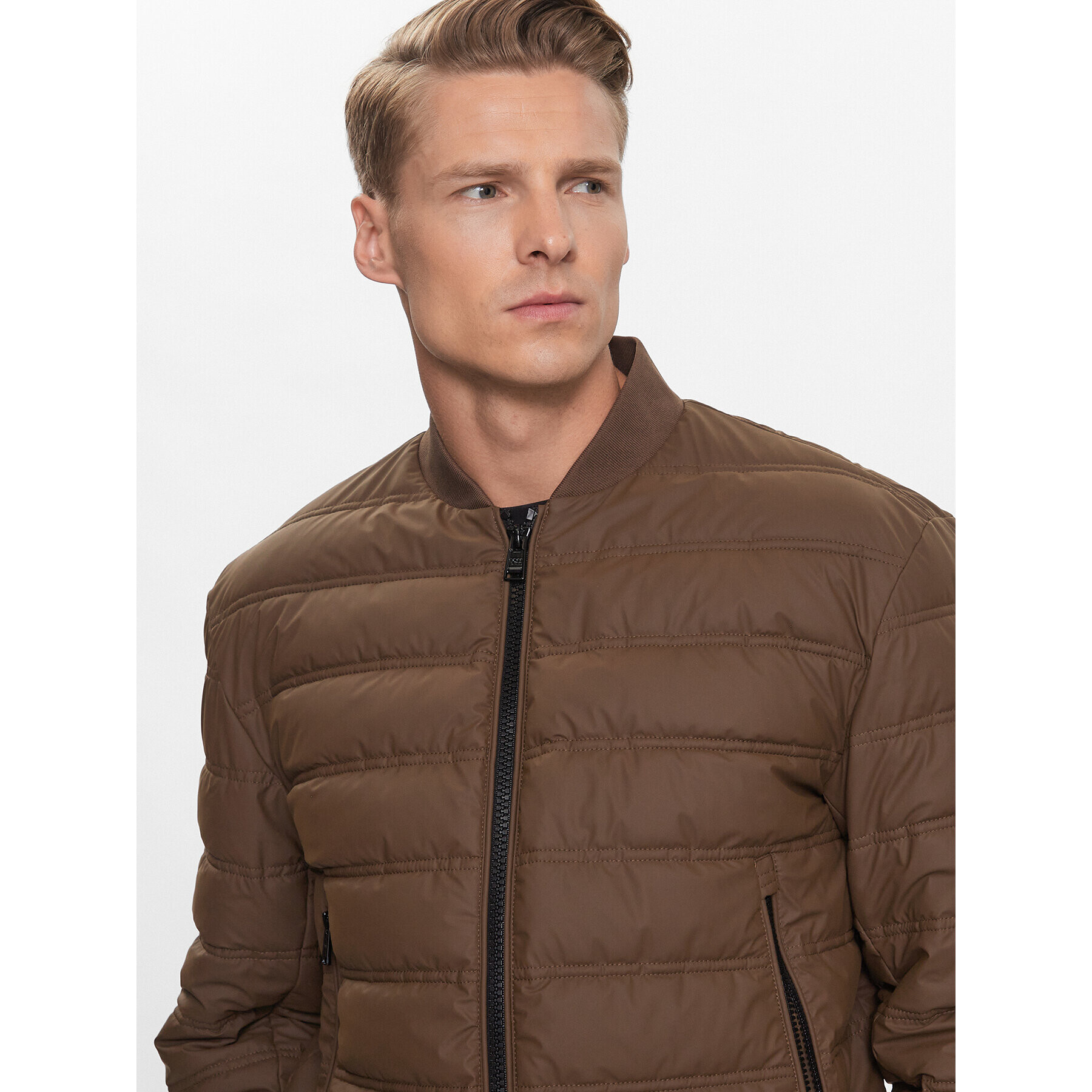 Boss Vatovaná bunda Caradoc 50493693 Hnědá Regular Fit - Pepit.cz