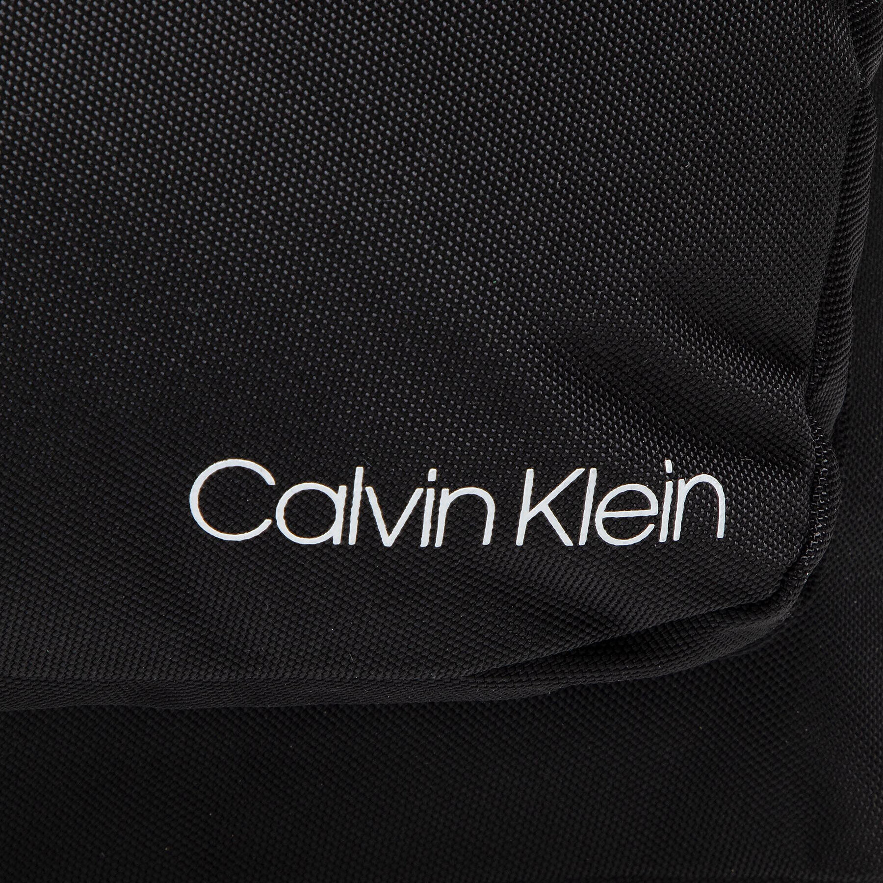 Calvin Klein Batoh Item Backpack W/Zip Pocket K50K505542 Černá - Pepit.cz