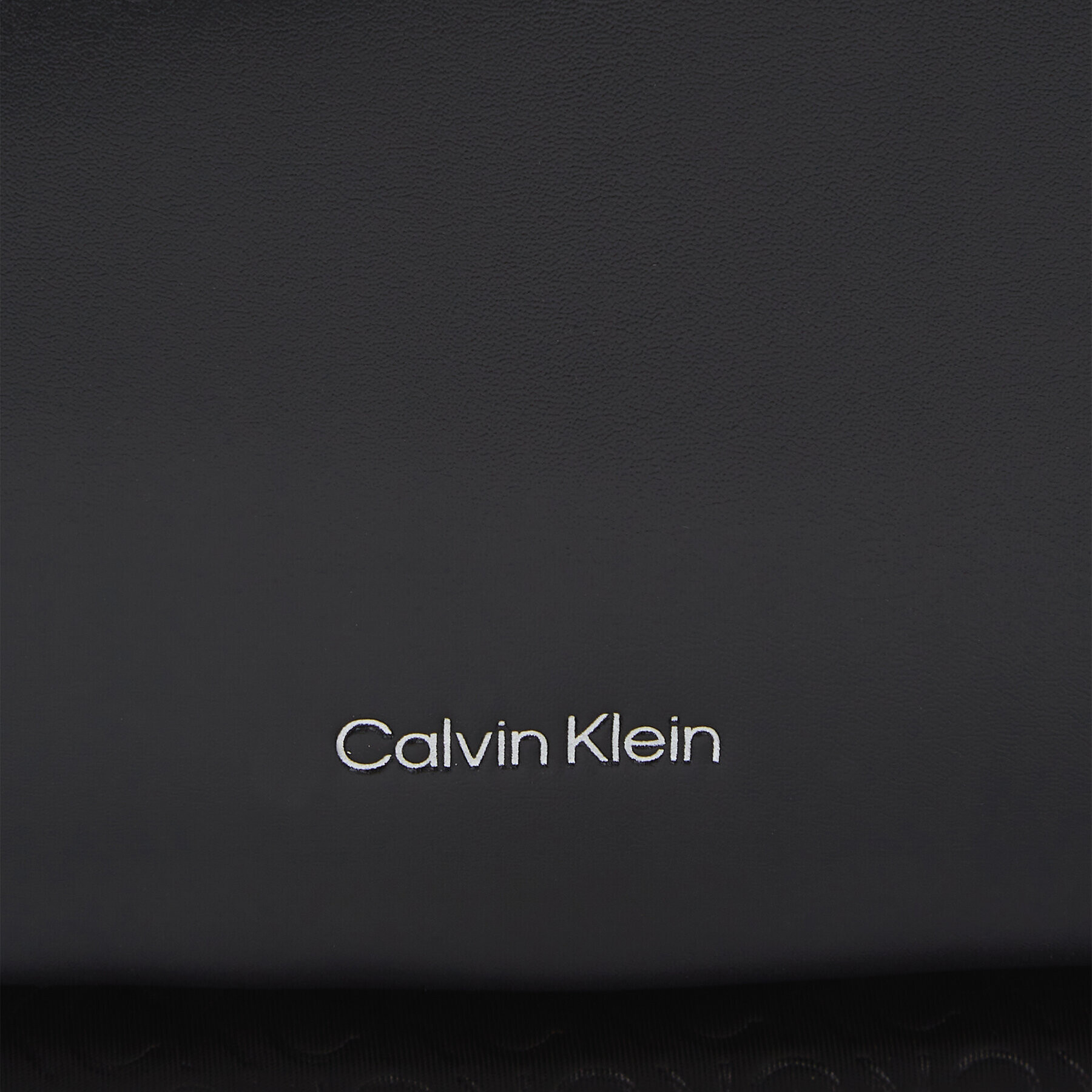 Calvin Klein Brašna na notebook Ck Elevated Laptop Bag Repreve K50K510851 Černá - Pepit.cz