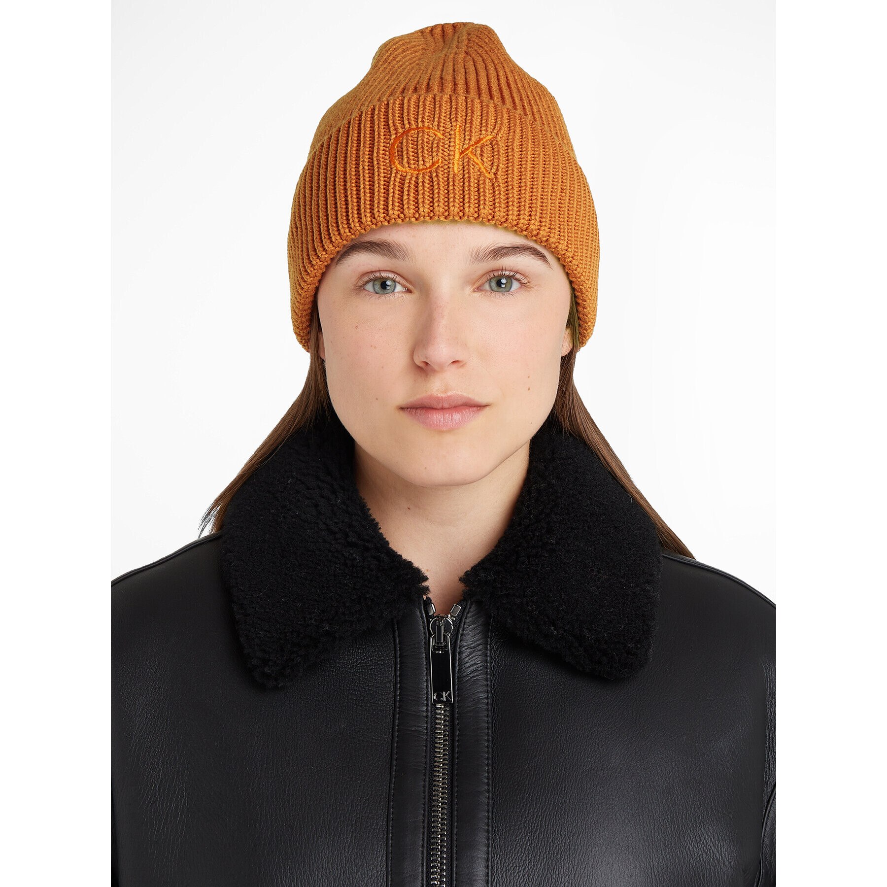 Calvin Klein Čepice Re-Lock Beanie W/Emb K60K608660 Hnědá - Pepit.cz