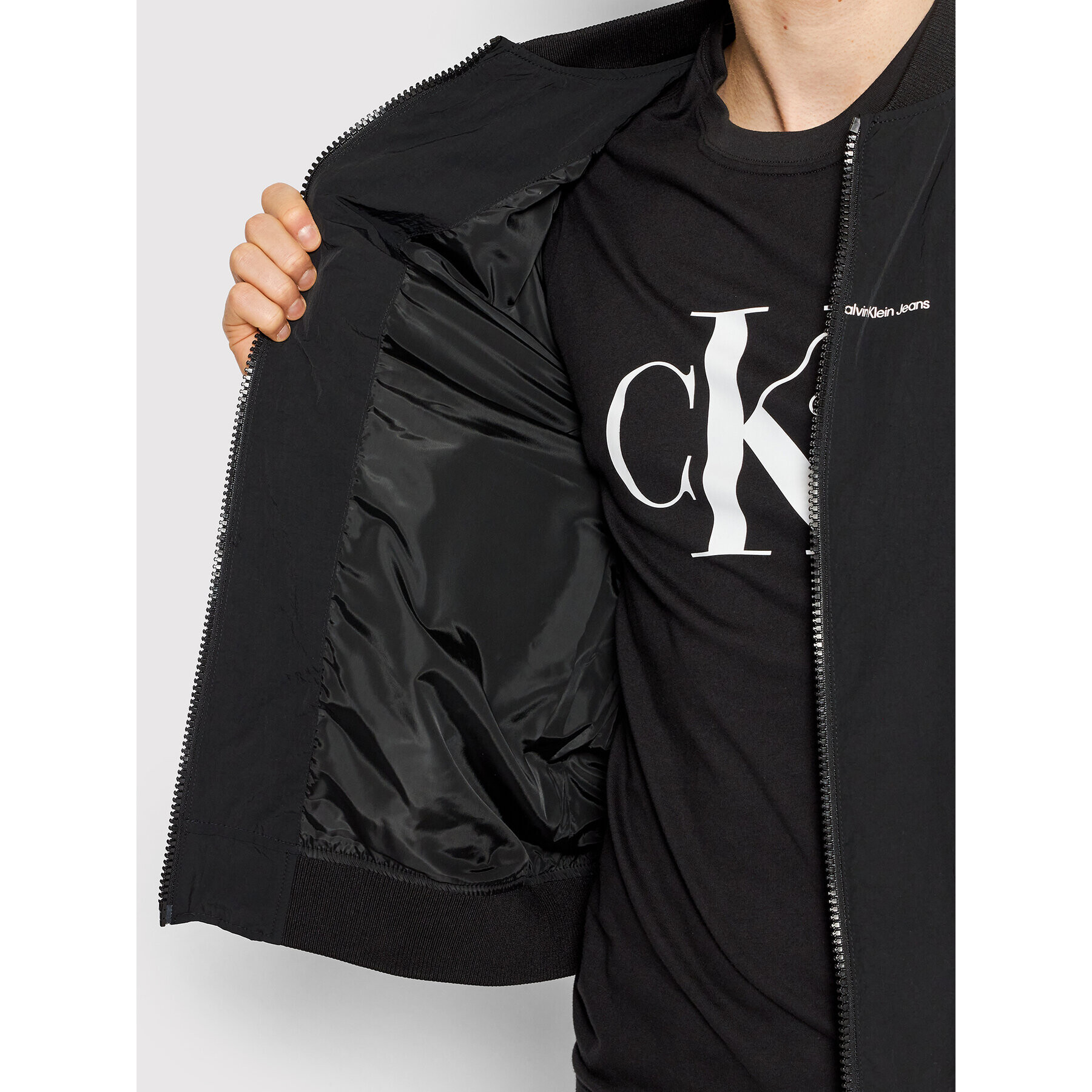 Calvin Klein Jeans Bunda bomber J30J320276 Černá Regular Fit - Pepit.cz