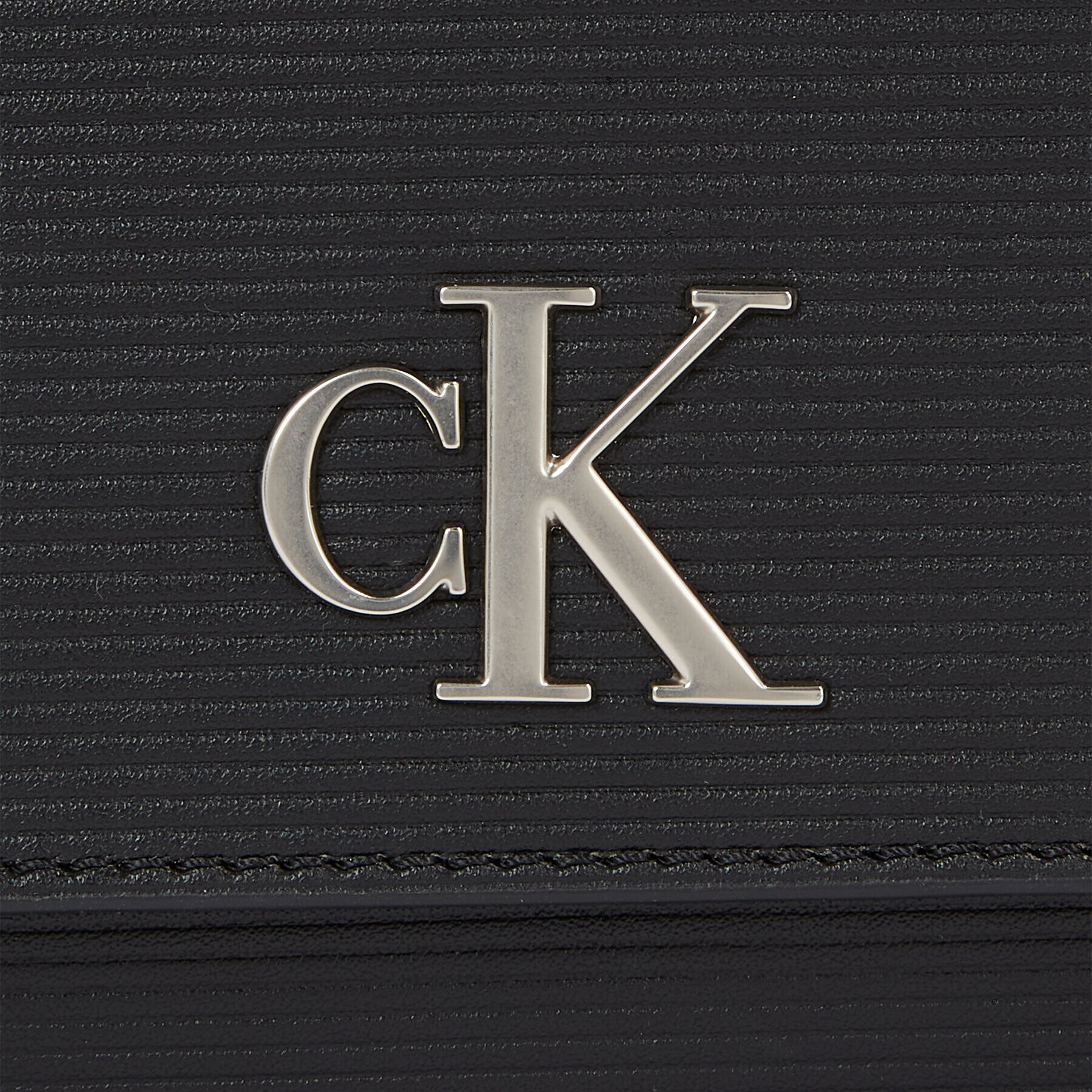 Calvin Klein Jeans Dámská peněženka Minimal Monogramwallet W/Strap T K60K611238 Černá - Pepit.cz