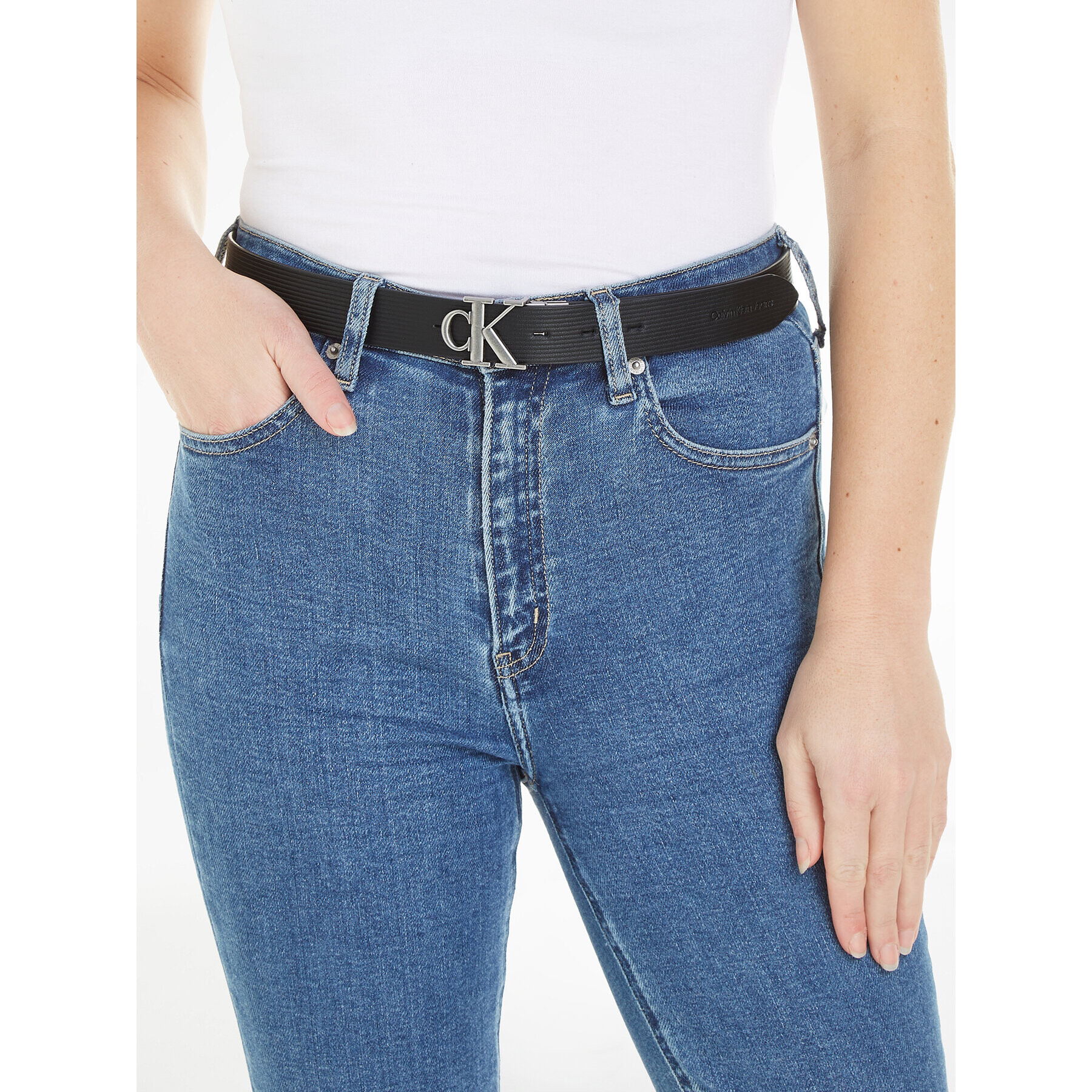 Calvin Klein Jeans Dámský pásek Round Mn/Rev Lthr Text Belt K60K611248 Černá - Pepit.cz