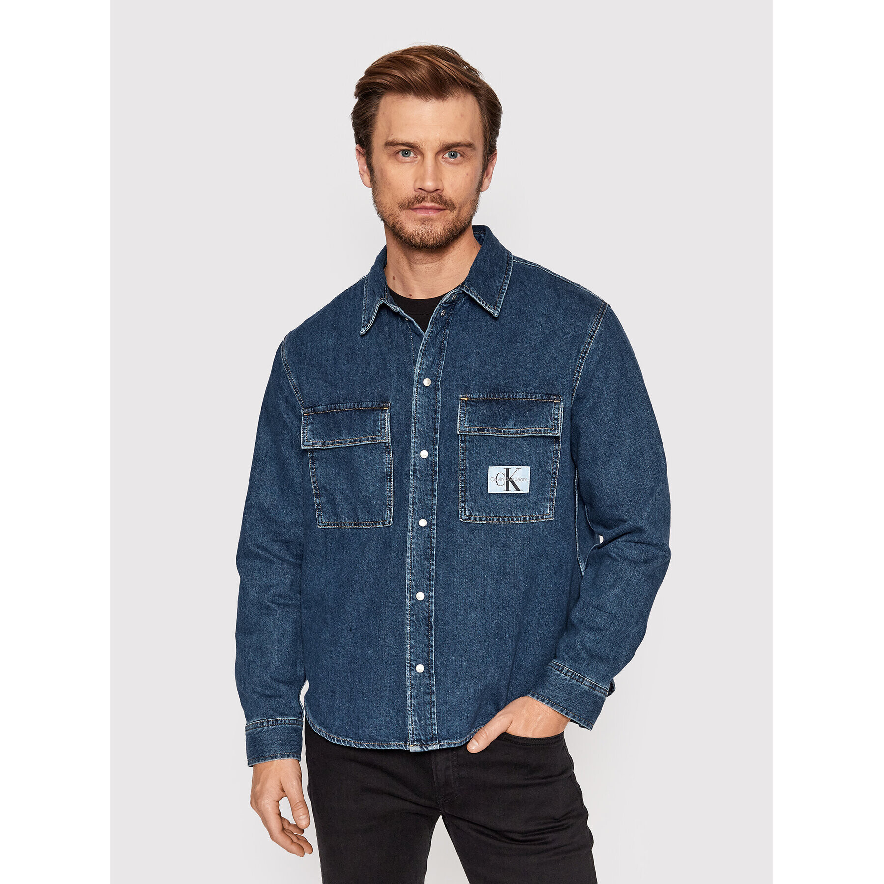 Calvin Klein Jeans džínová košile J30J320538 Tmavomodrá Relaxed Fit - Pepit.cz