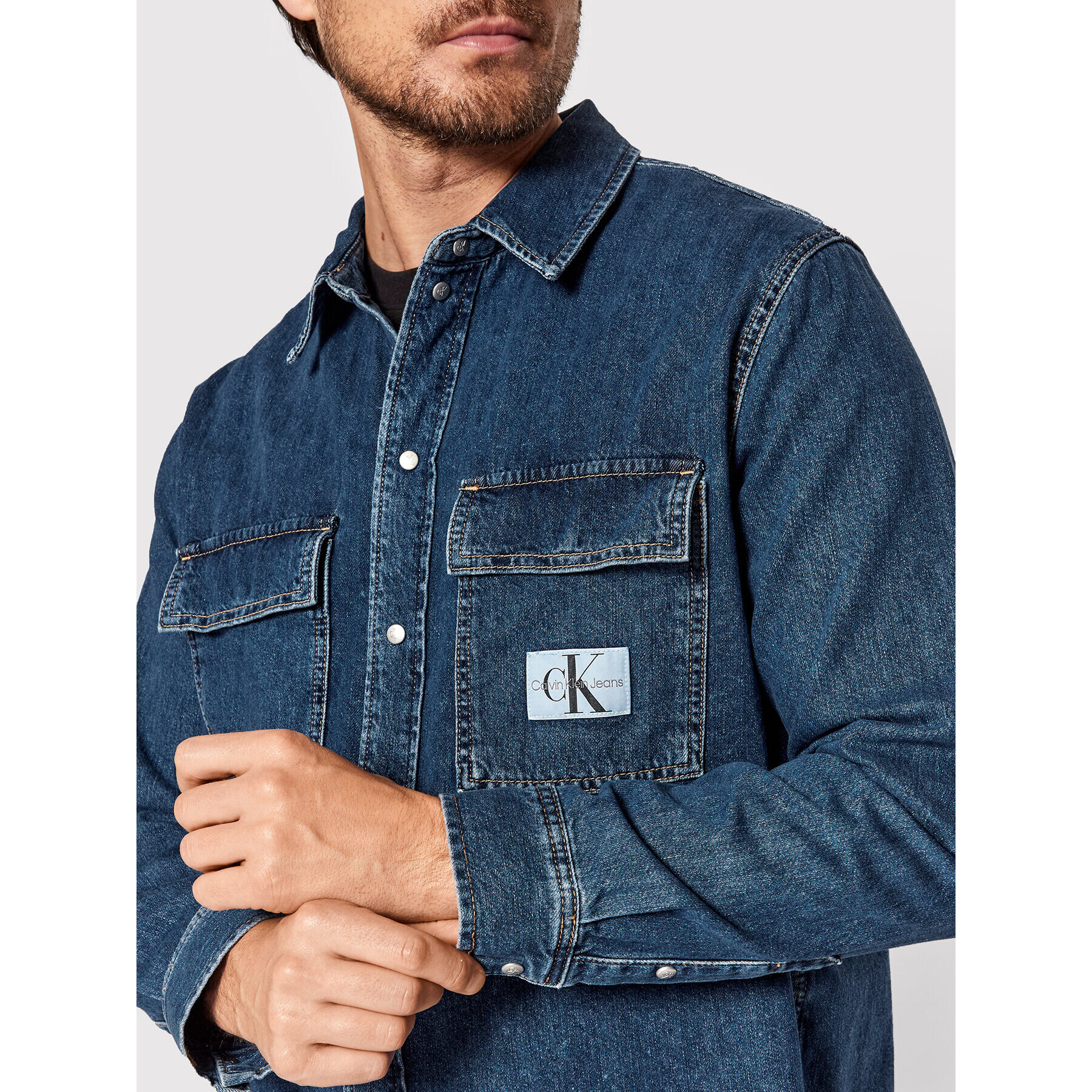 Calvin Klein Jeans džínová košile J30J320538 Tmavomodrá Relaxed Fit - Pepit.cz