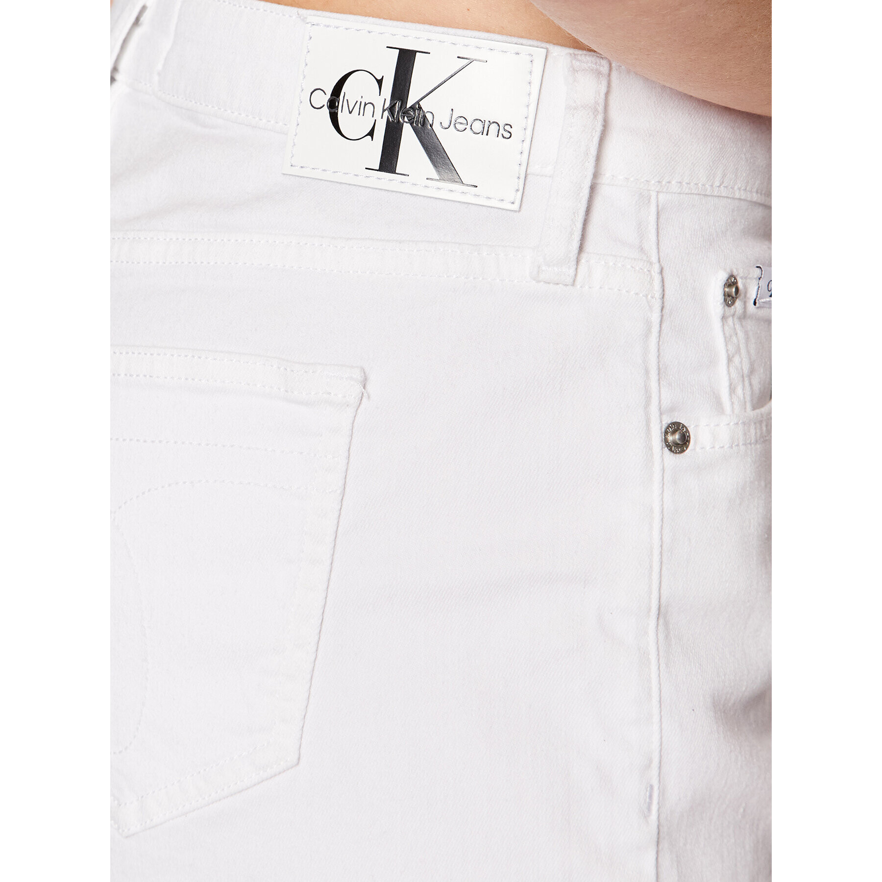 Calvin Klein Jeans Džínové šortky J20J218497 Bílá Regular Fit - Pepit.cz