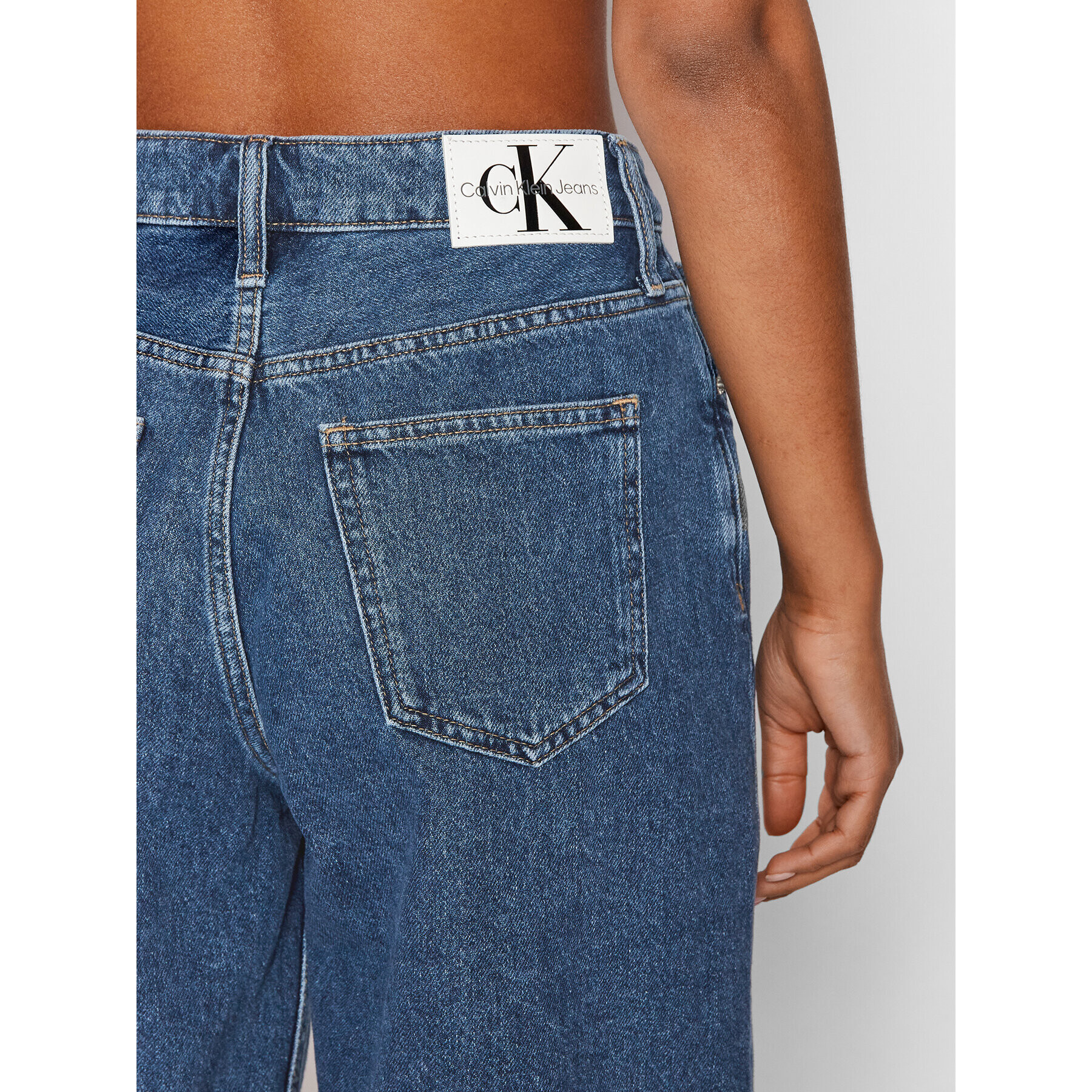 Calvin Klein Jeans Džínové šortky J20J218810 Modrá Relaxed Fit - Pepit.cz