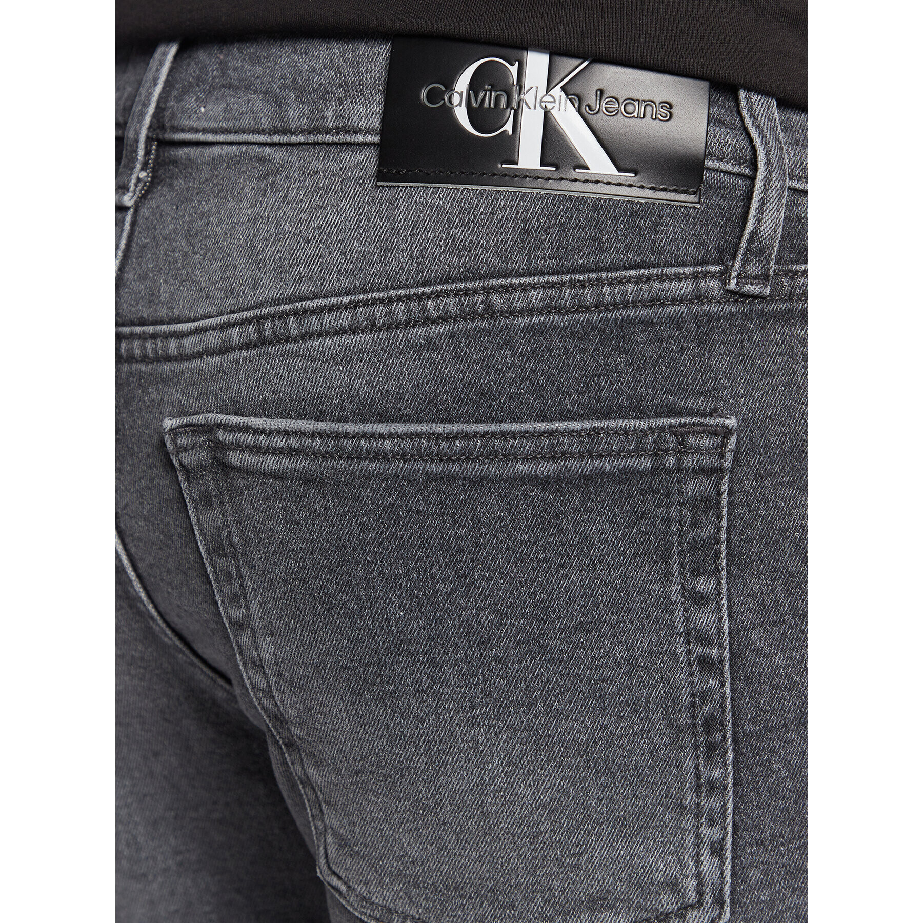 Calvin Klein Jeans Džínové šortky J30J322786 Šedá Slim Fit - Pepit.cz