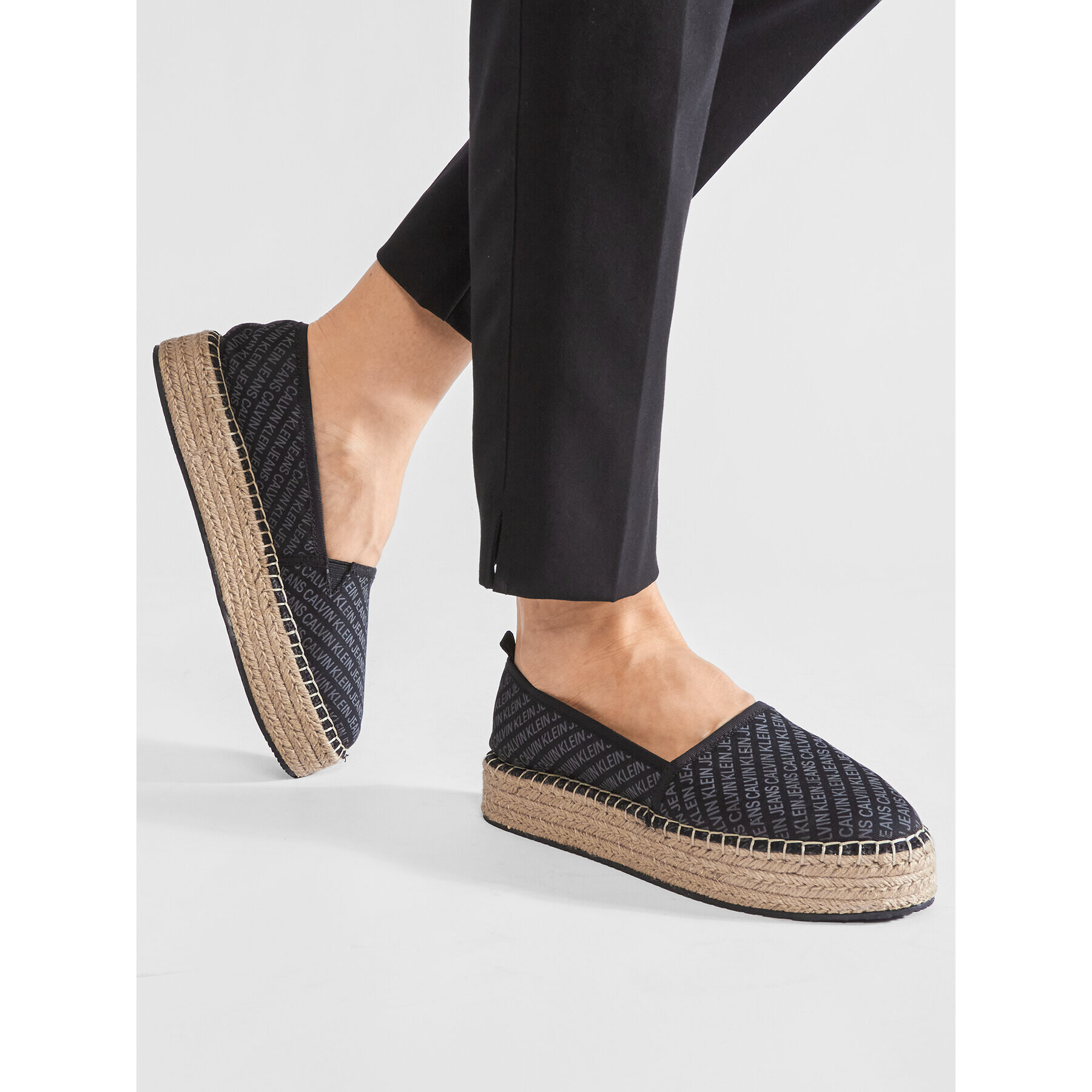 Calvin Klein Jeans Espadrilky Espadrille Wedge Aop Co YW0YW00115 Černá - Pepit.cz