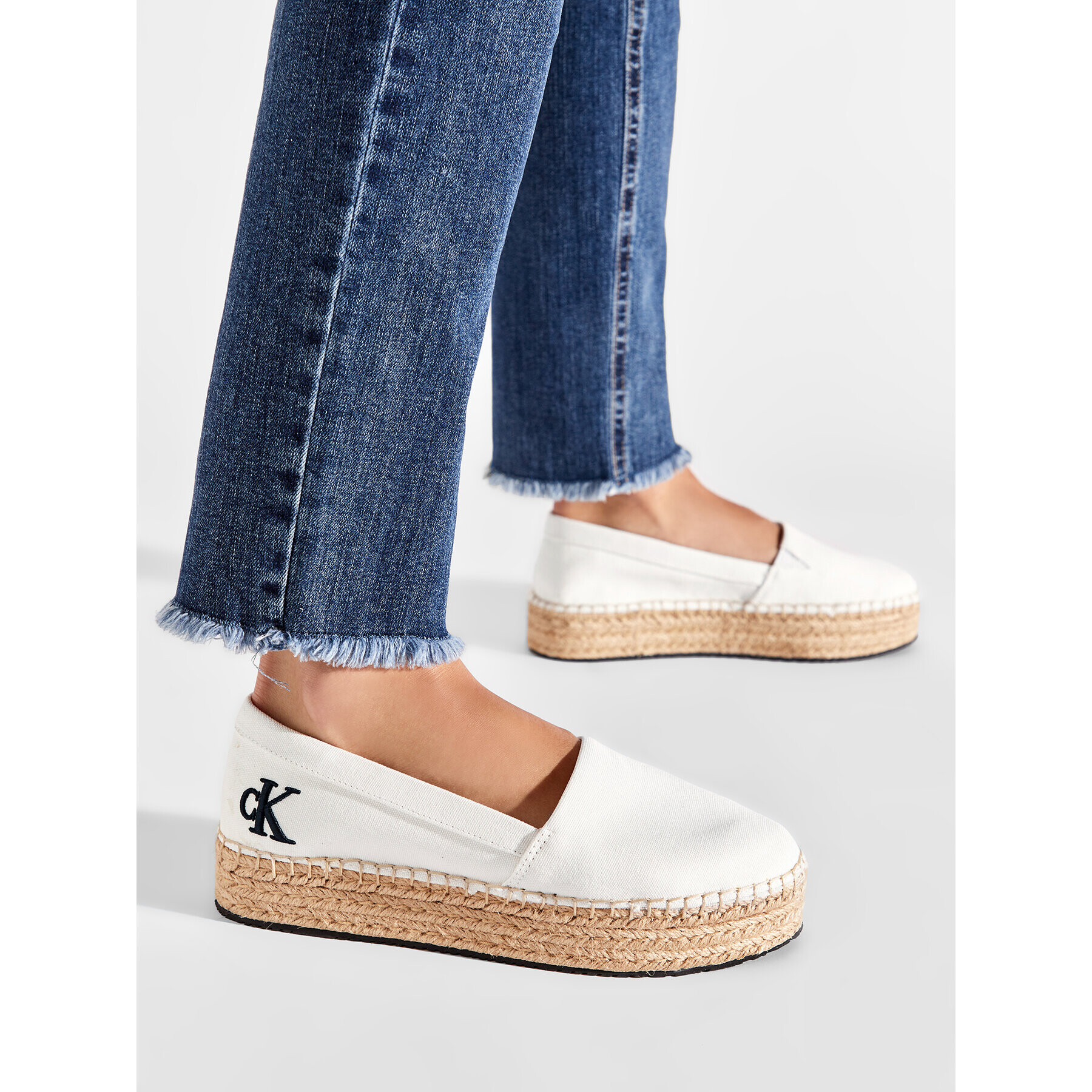 Calvin Klein Jeans Espadrilky Flatform Espadrille YW0YW00661 Bílá - Pepit.cz