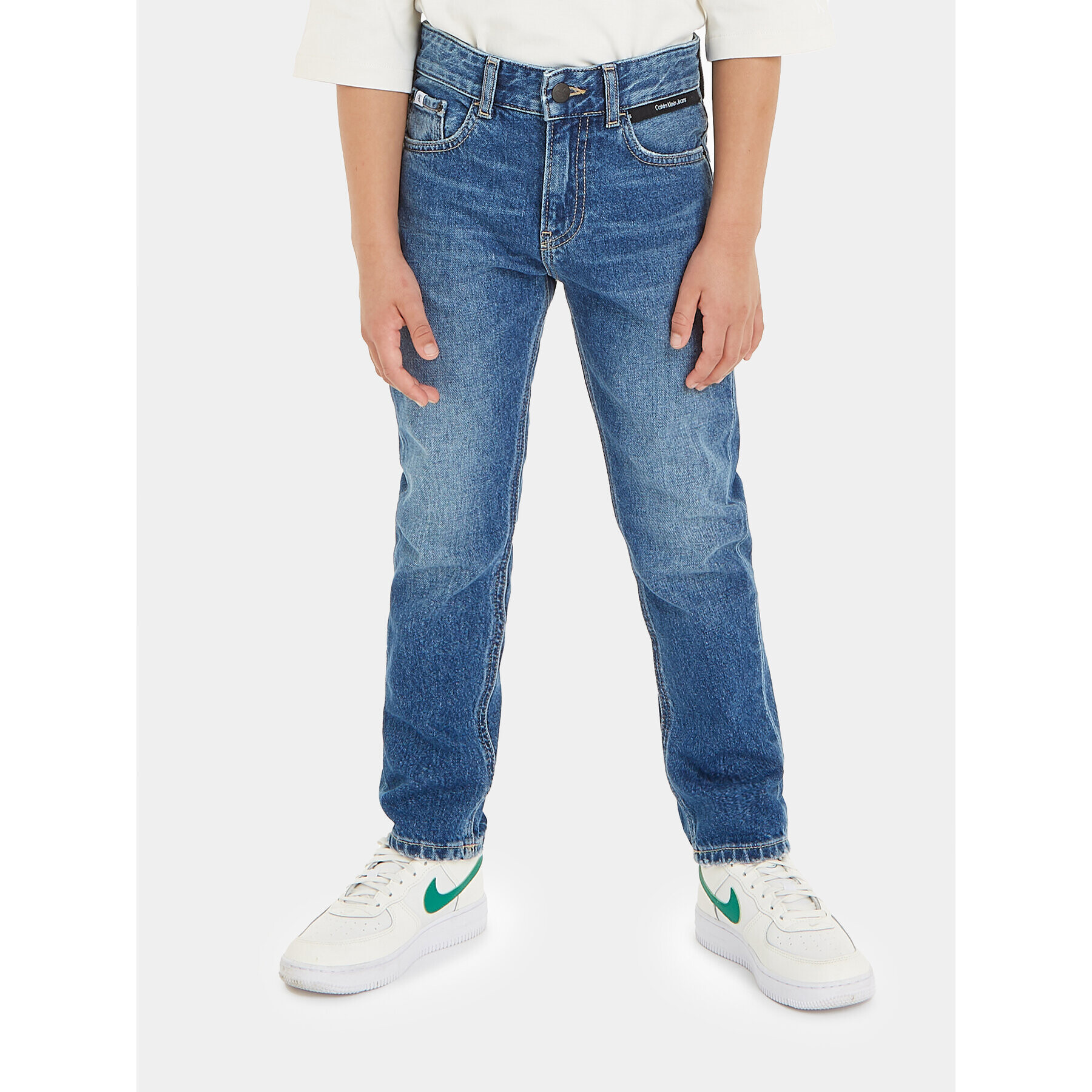 Calvin Klein Jeans Jeansy Dad IB0IB01786 Modrá Tapered Fit - Pepit.cz